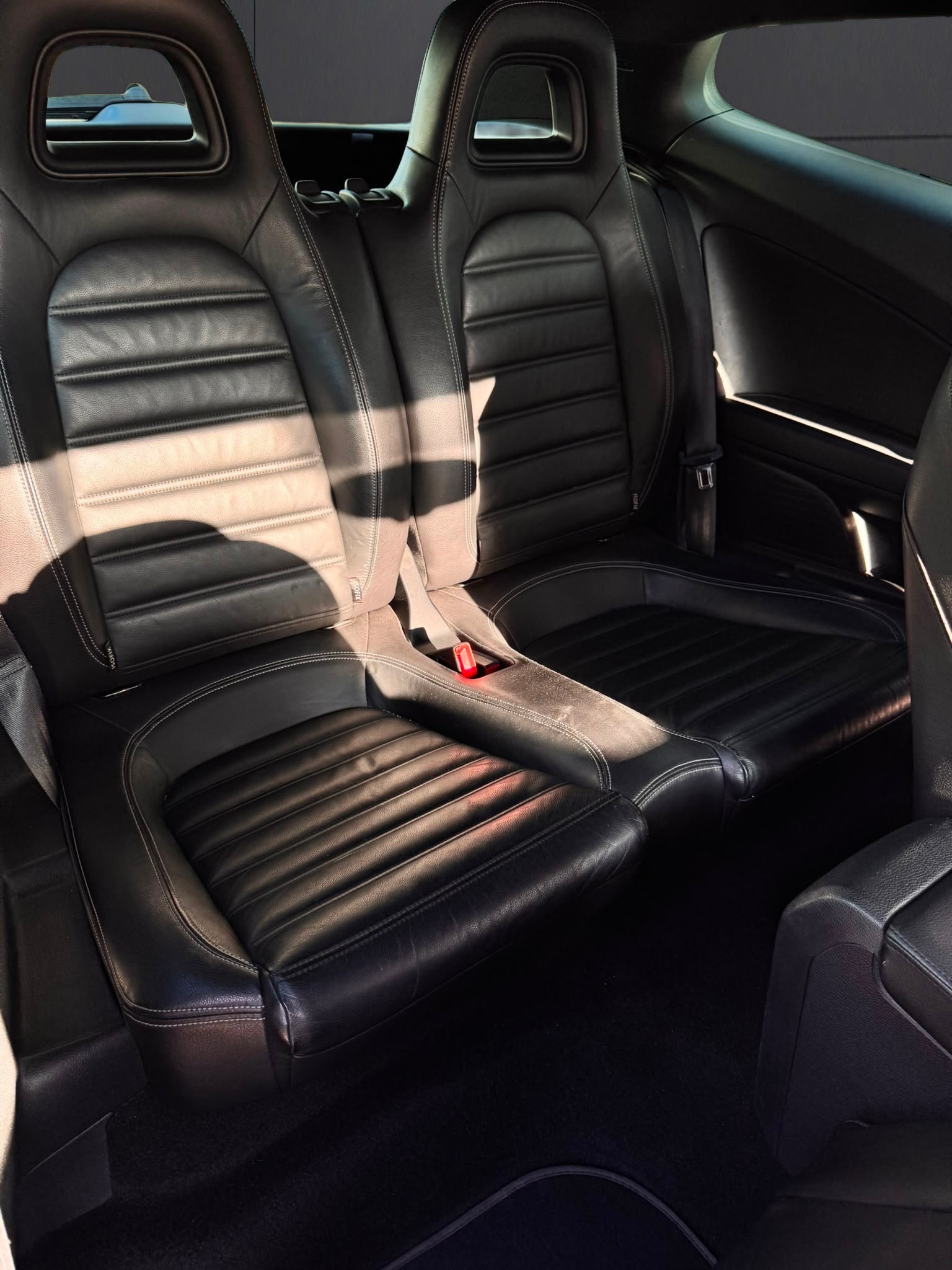 VW Scirocco 2.0 TSI-image-11