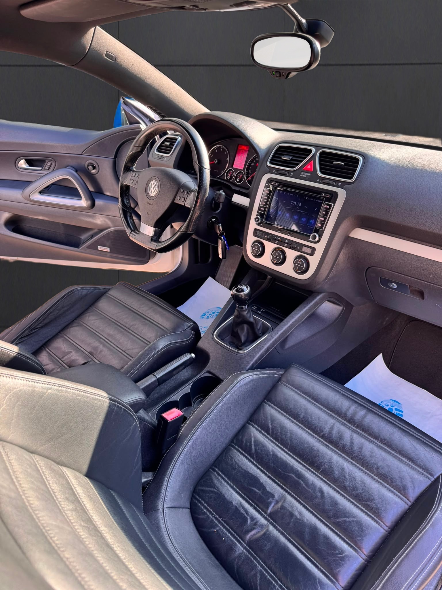 VW Scirocco 2.0 TSI-image-10