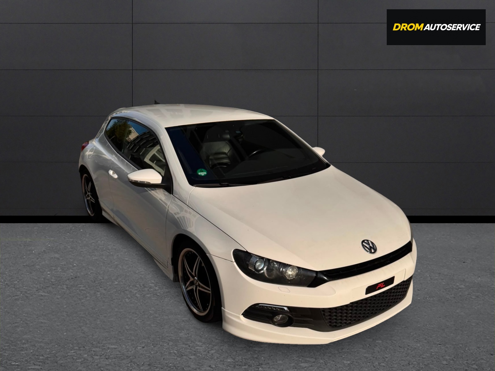 VW Scirocco 2.0 TSI-image-2