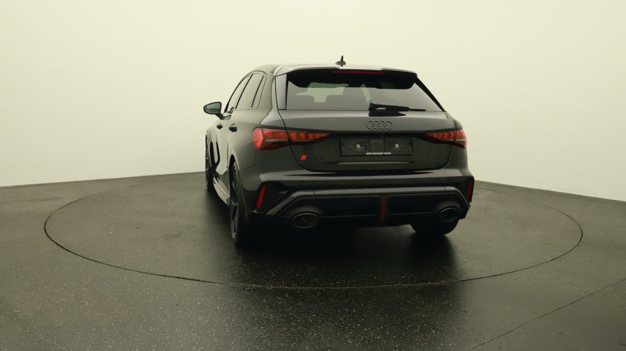 AUDI RS3 Sportback 2.5 TSI quattro S-tronic-image-3