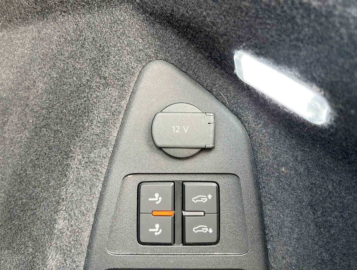 VW 3.0 V6 TDI 286 Atmosphere-image-11