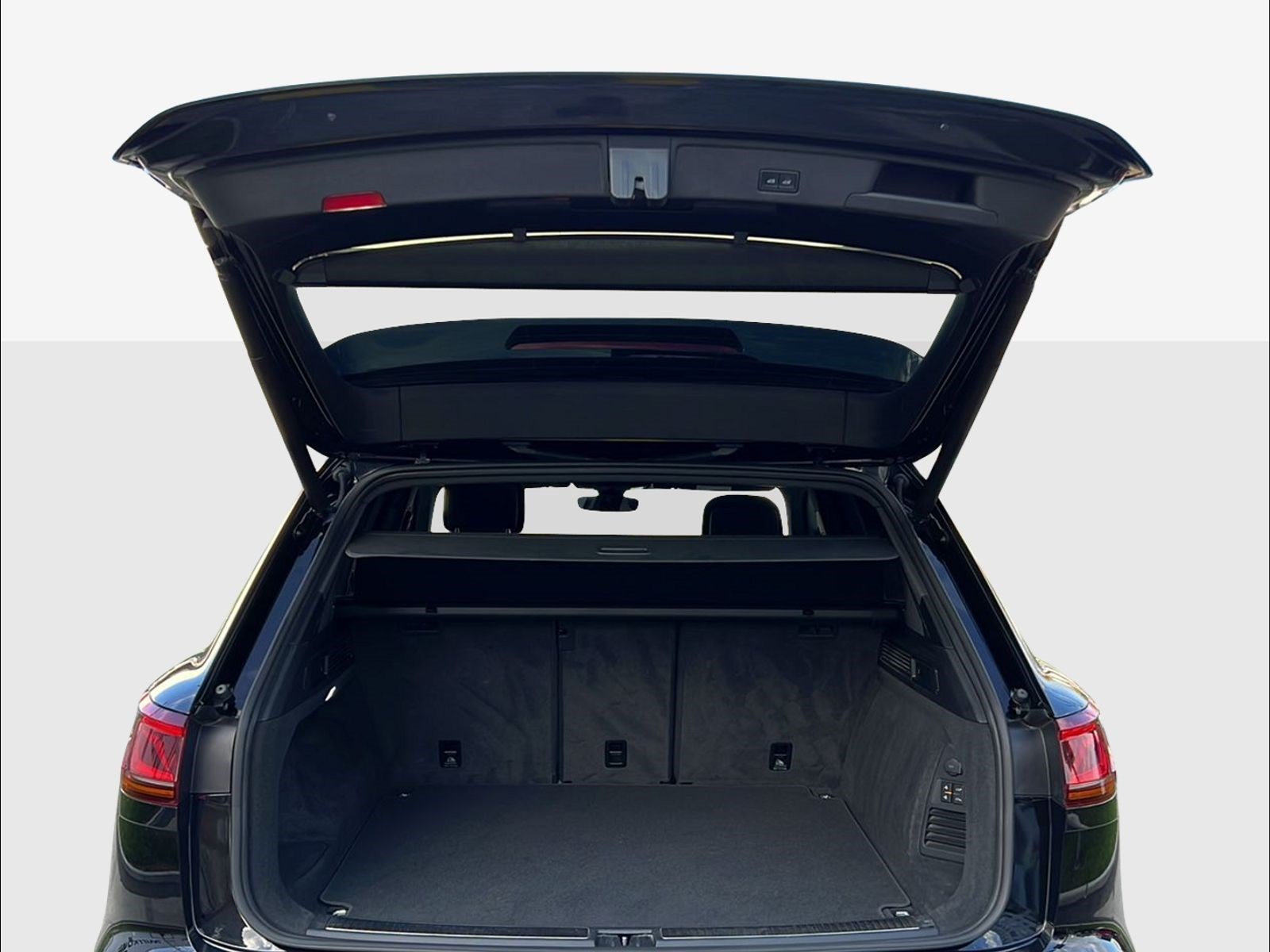 VW 3.0 V6 TDI 286 Atmosphere-image-9