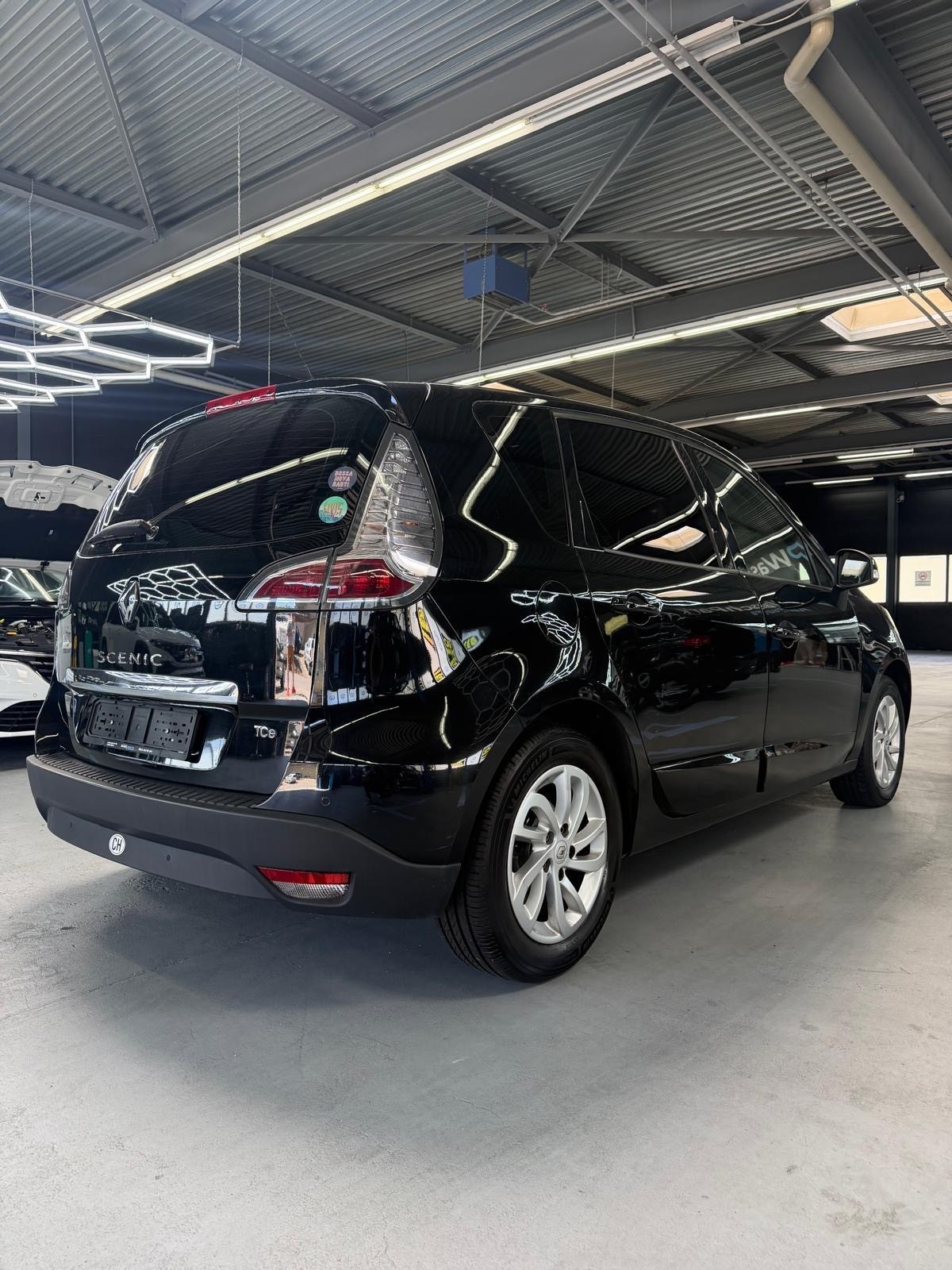 RENAULT Scénic 1.2 16V Turbo Swiss Edition-image-7