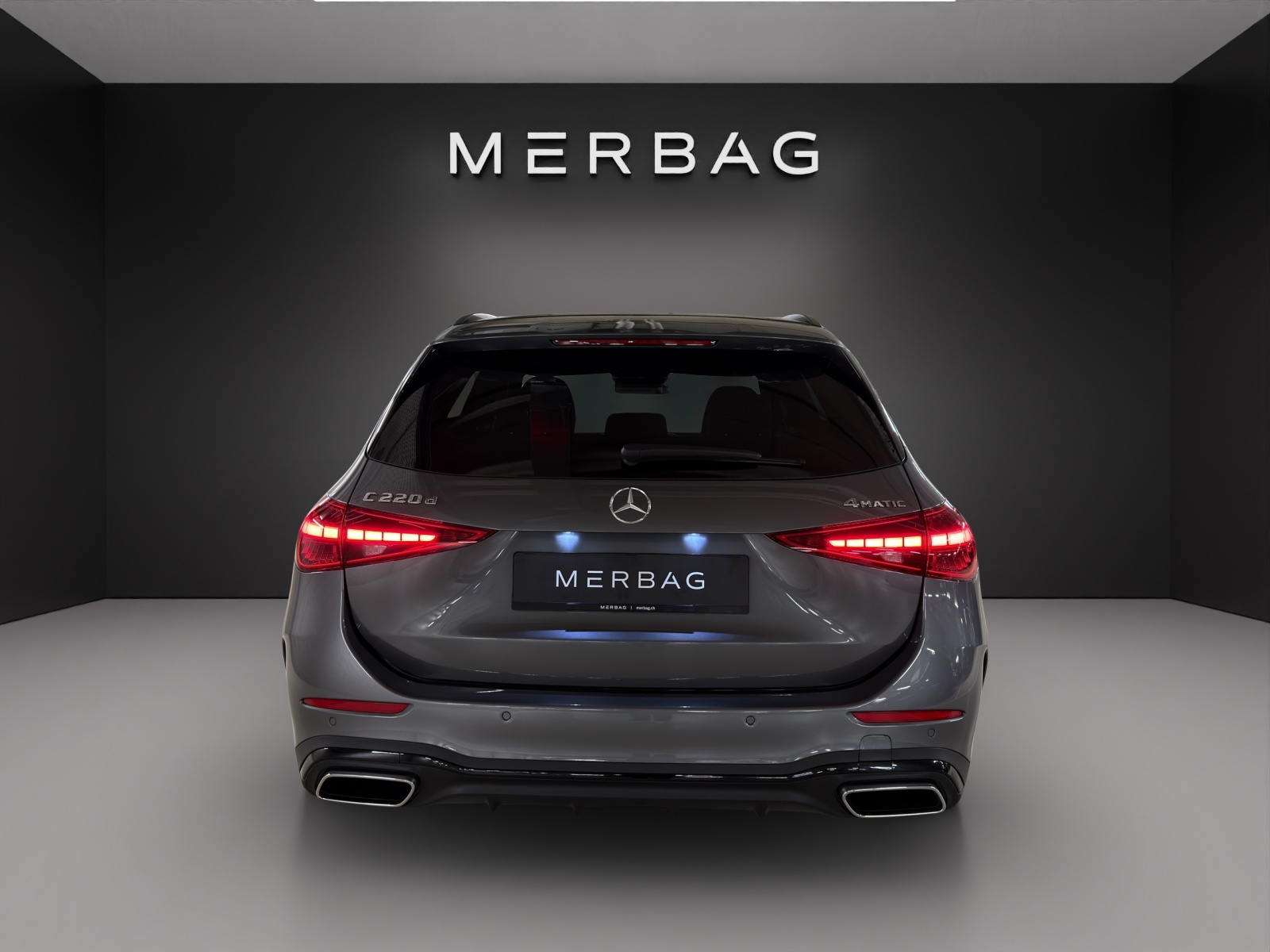 MERCEDES-BENZ C 220 d T 4 Matic-image-4