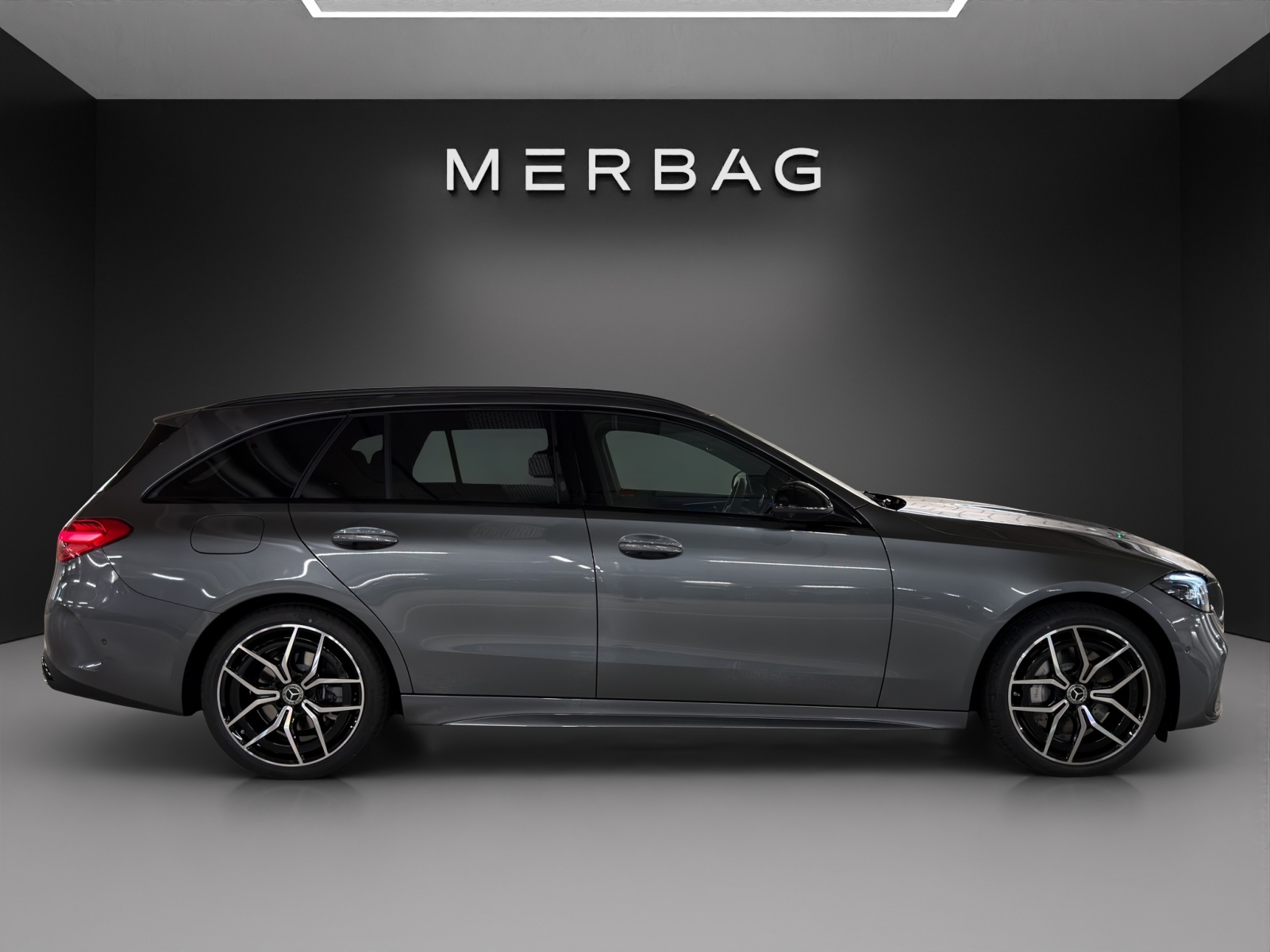 MERCEDES-BENZ C 220 d T 4 Matic-image-6