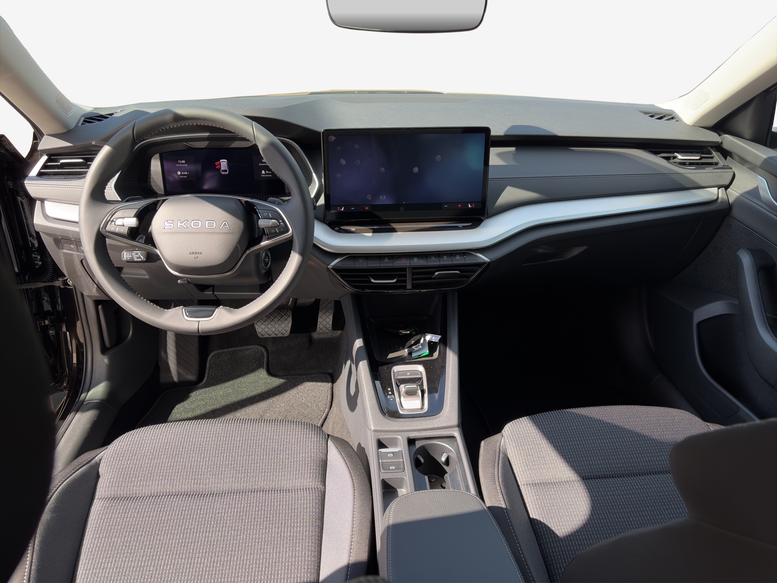 SKODA Octavia Combi 2.0 TDI DSG Selection-image-8