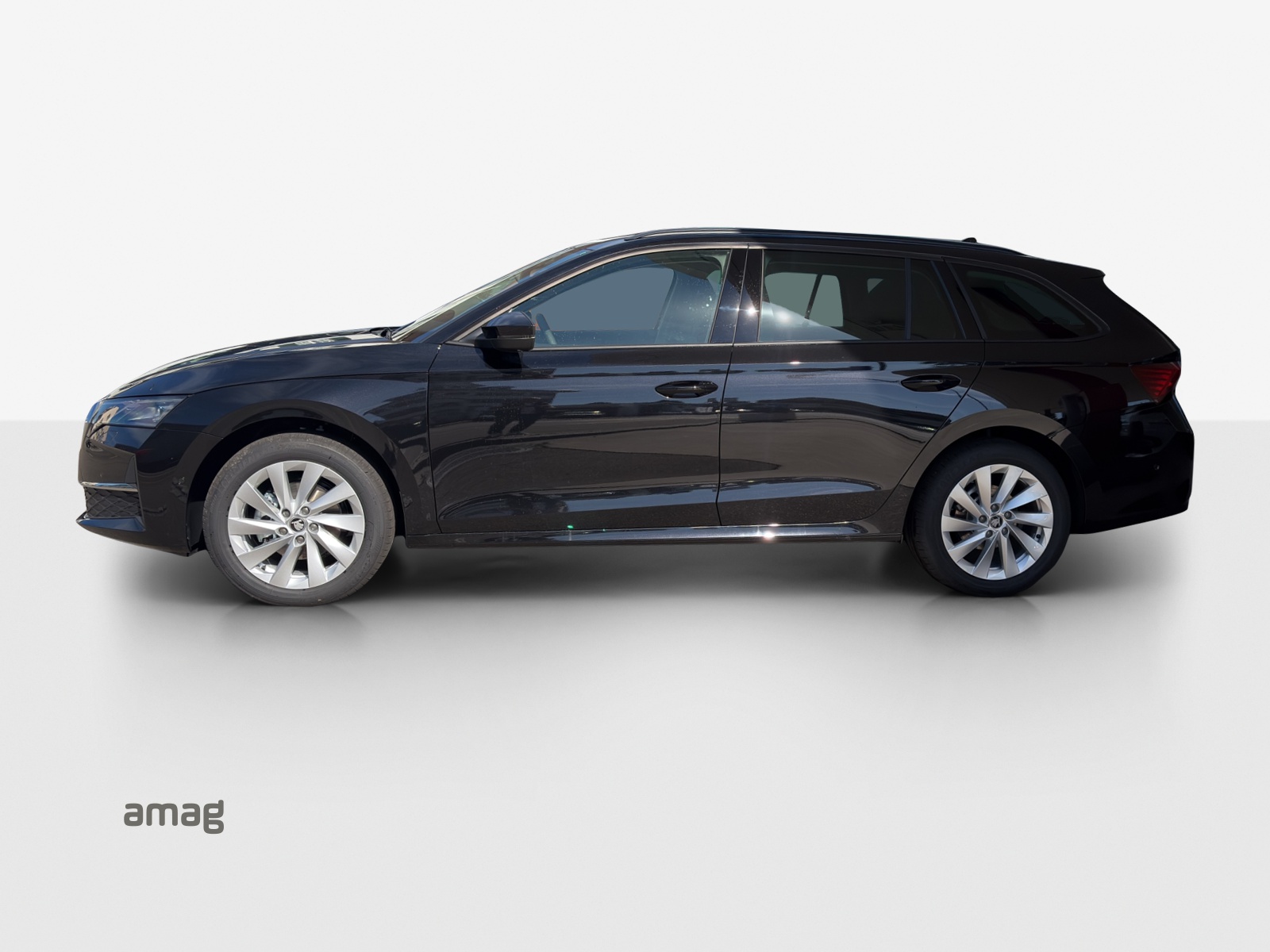 SKODA Octavia Combi 2.0 TDI DSG Selection-showroom-element-1