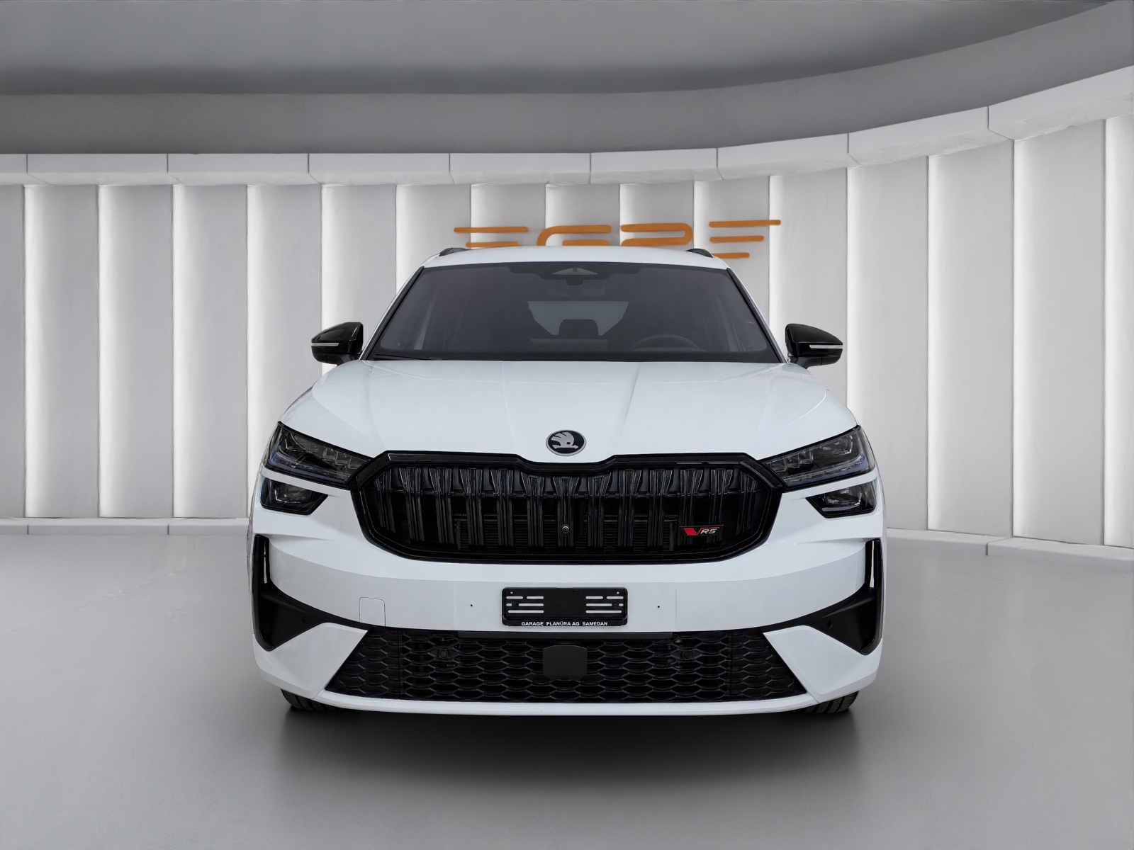 SKODA Kodiaq 2.0 TSI RS-showroom-element-1