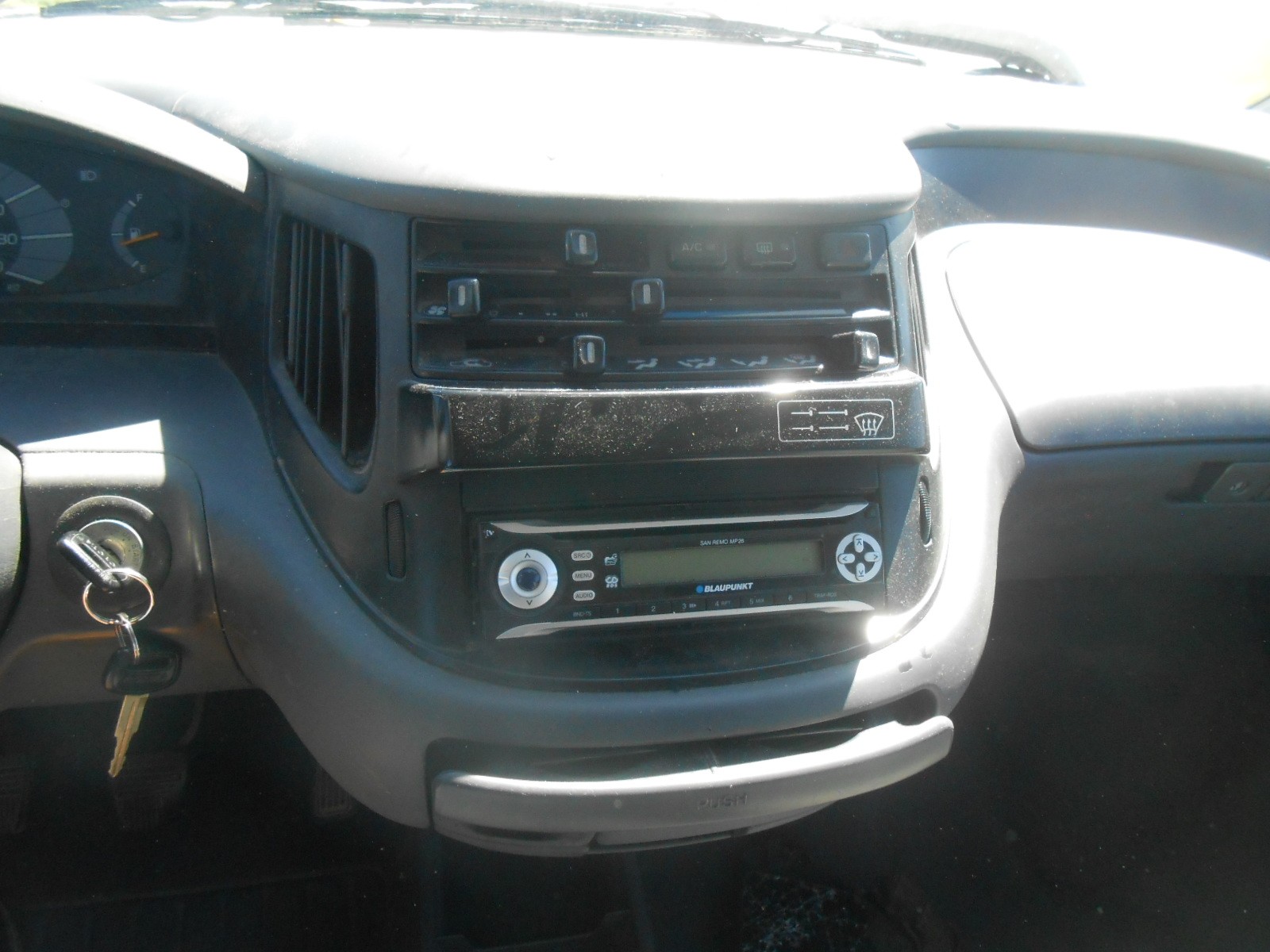 TOYOTA Previa XE 4x4-image-13