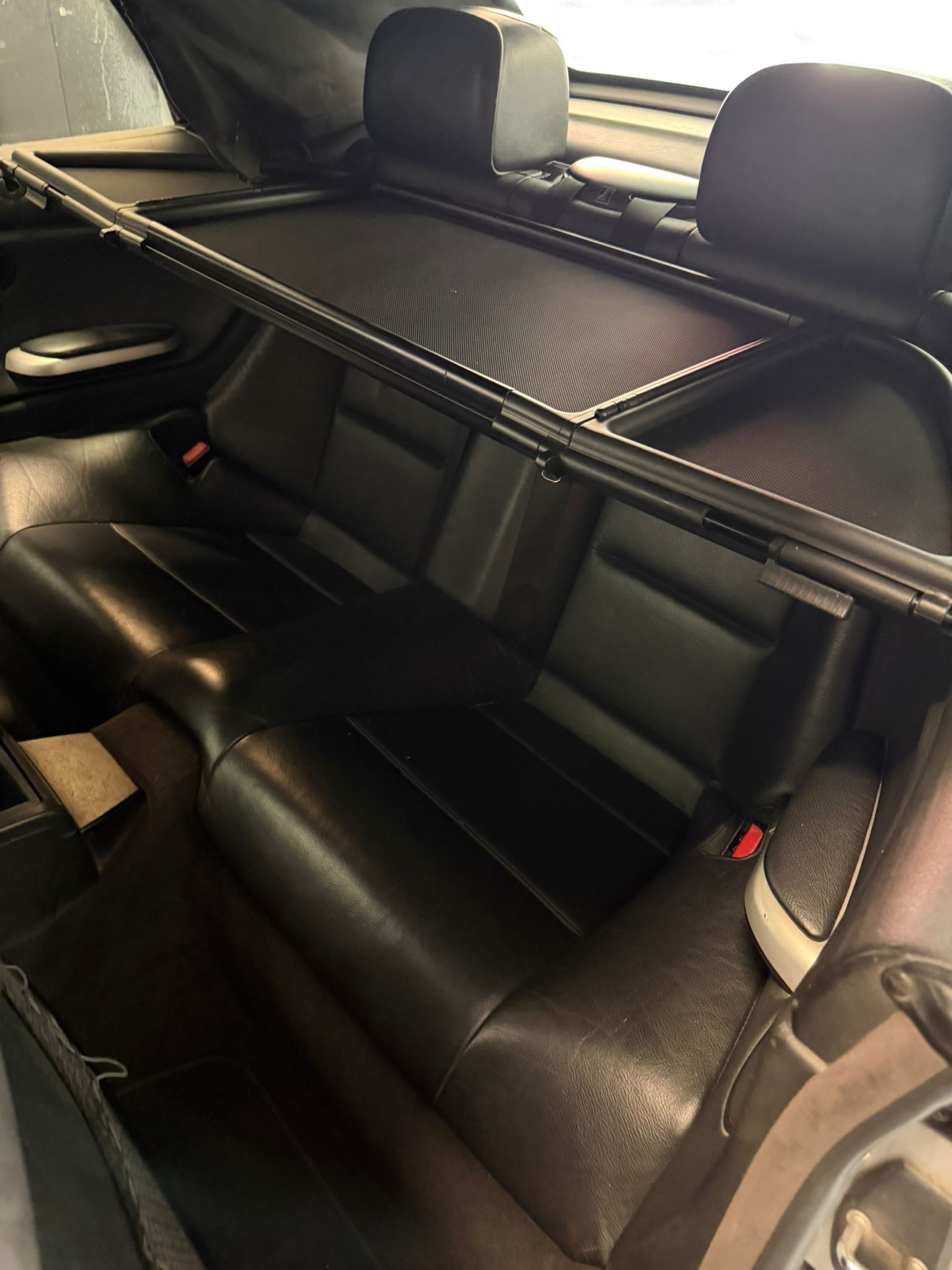 BMW 320Ci Cabriolet-image-18
