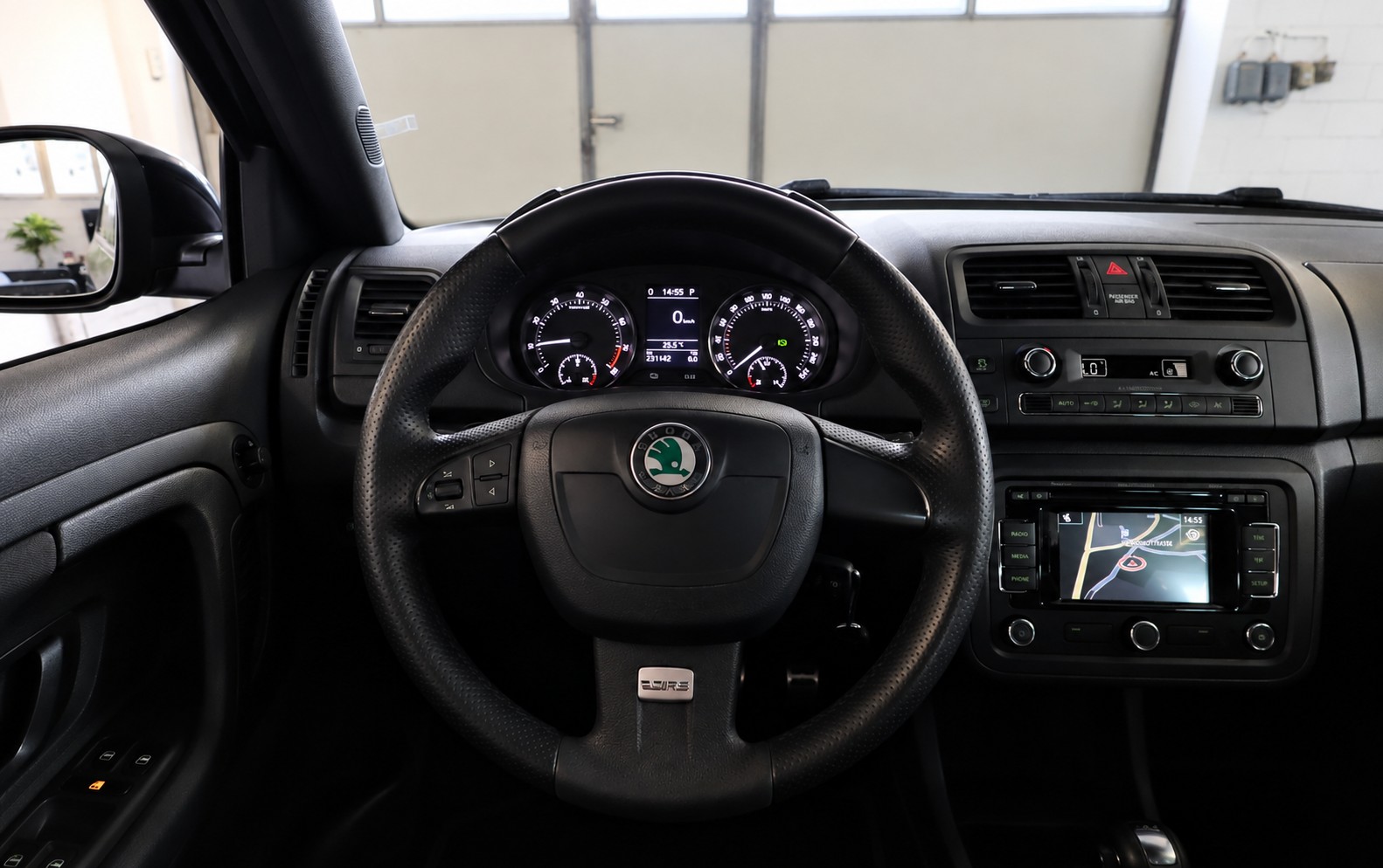 SKODA Fabia 1.4 TSI RS DSG-image-6
