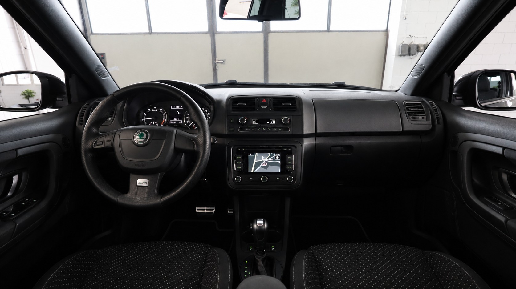 SKODA Fabia 1.4 TSI RS DSG-image-5