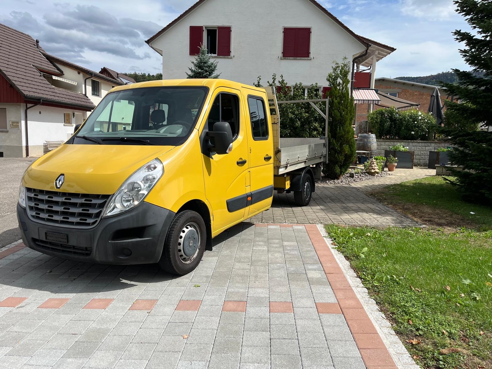 RENAULT 2.3 dCi 125-image-1