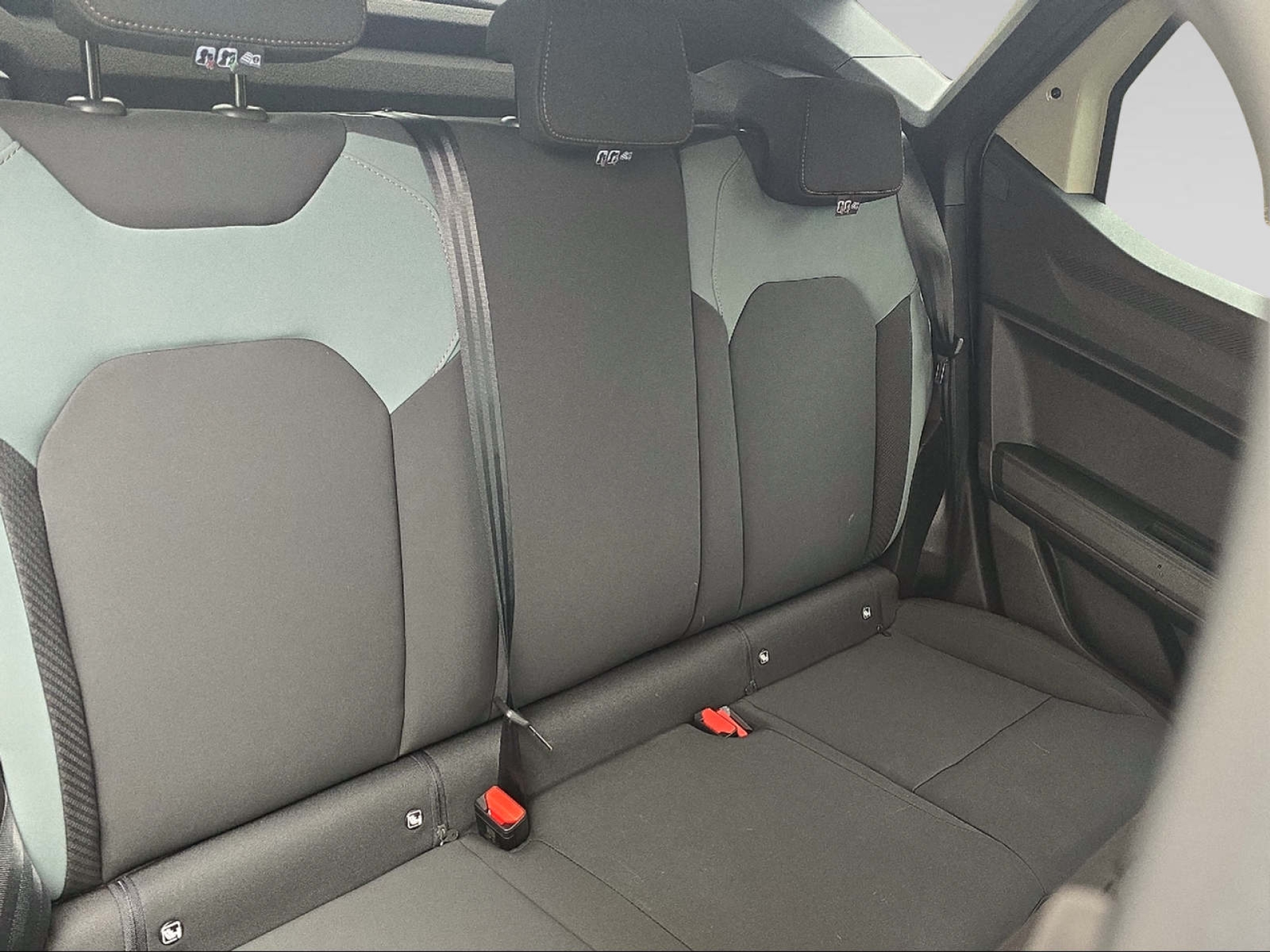 DACIA Duster-image-10