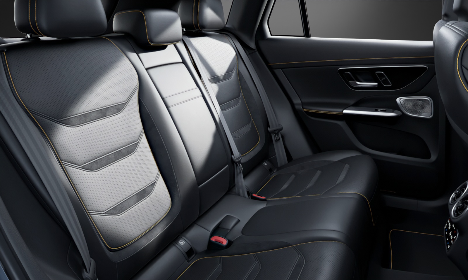 MERCEDES-BENZ GLC 53 AMG 4Matic+ 9G-Tronic-image-9