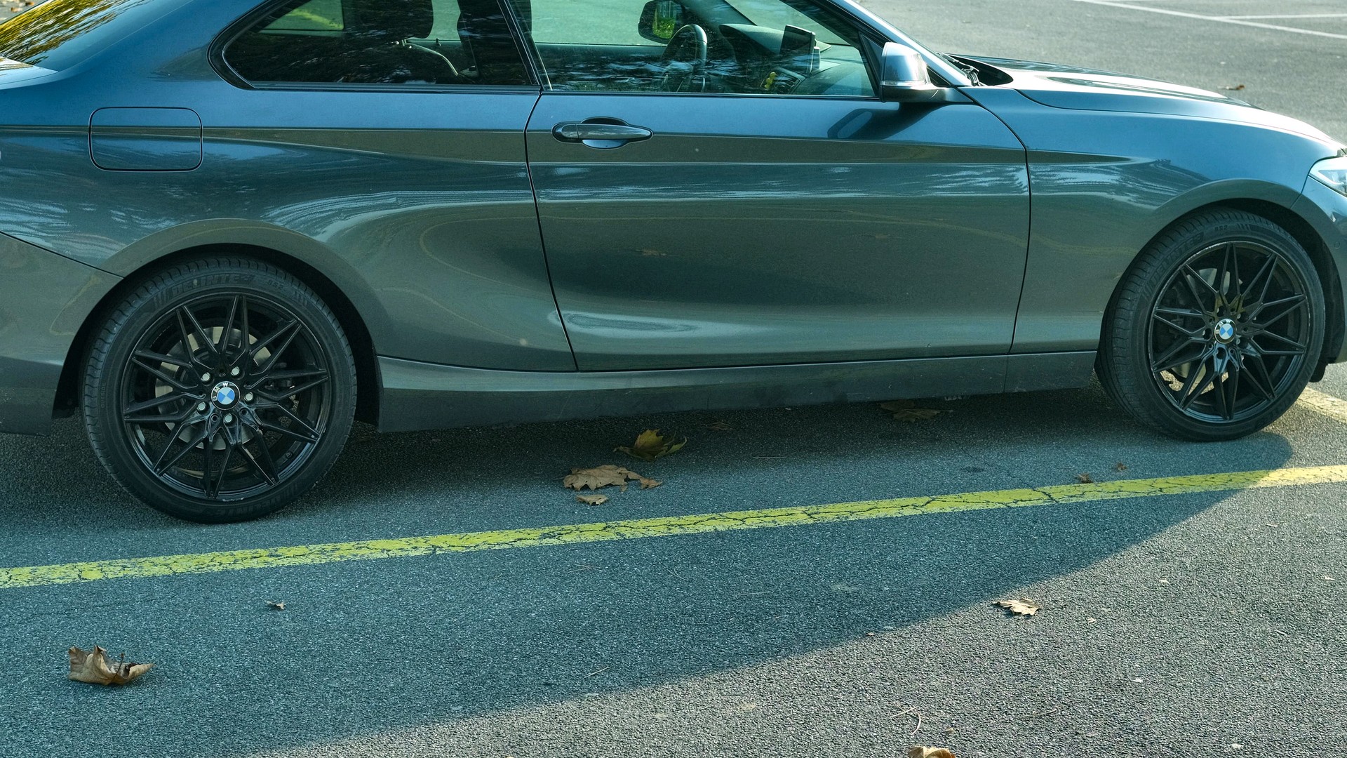 BMW 220d xDrive-image-1