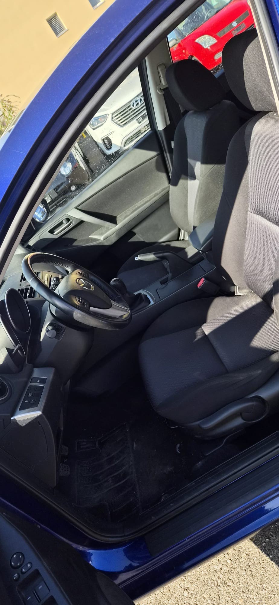 MAZDA 3 1.6 16V Confort-image-7