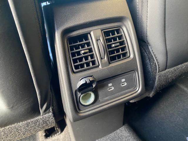 MITSUBISHI Grandis 1.8 HEV Intense-image-13