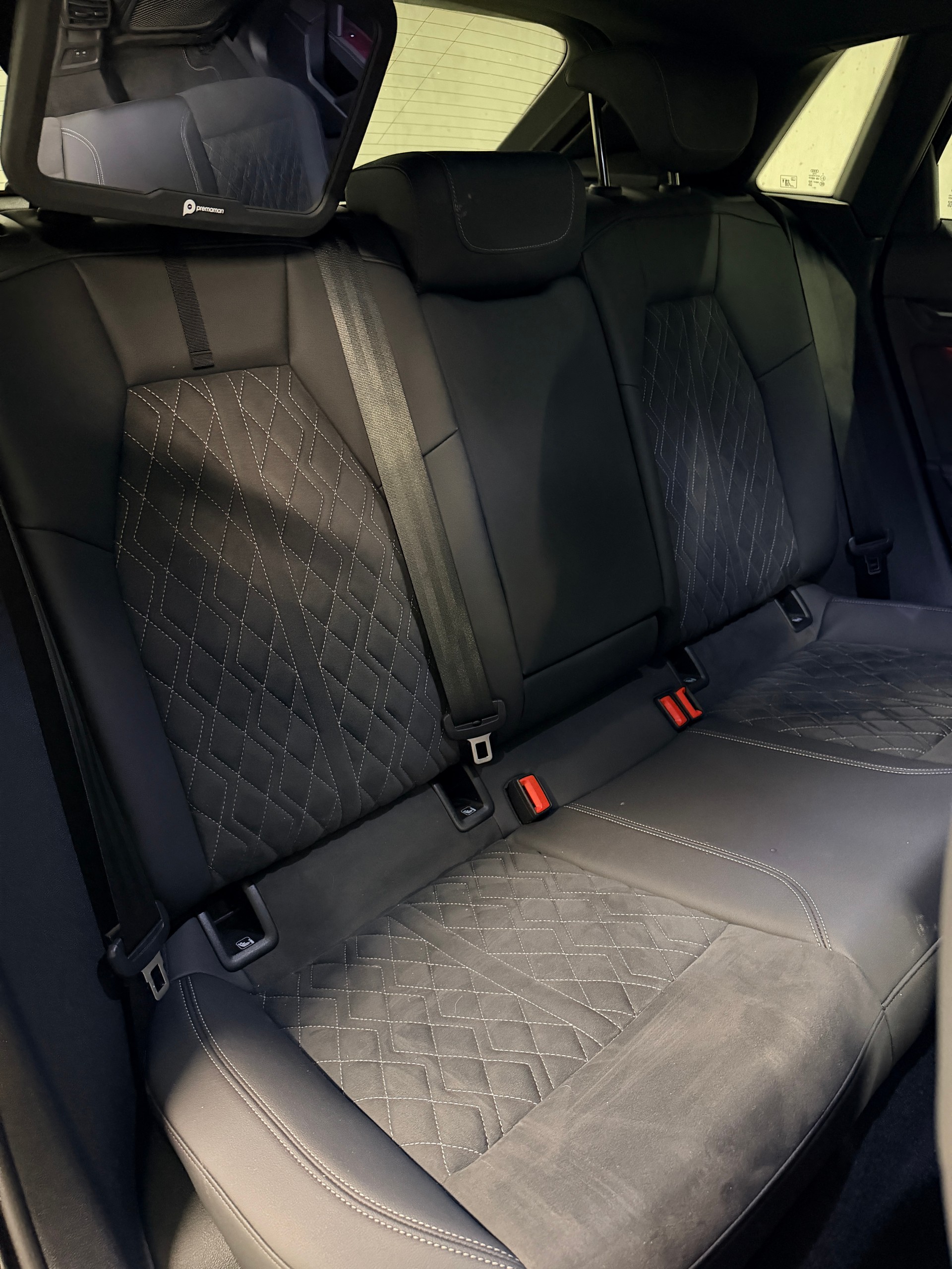 AUDI A3 Sportback 35 TFSI S line Attraction S-tronic-image-22