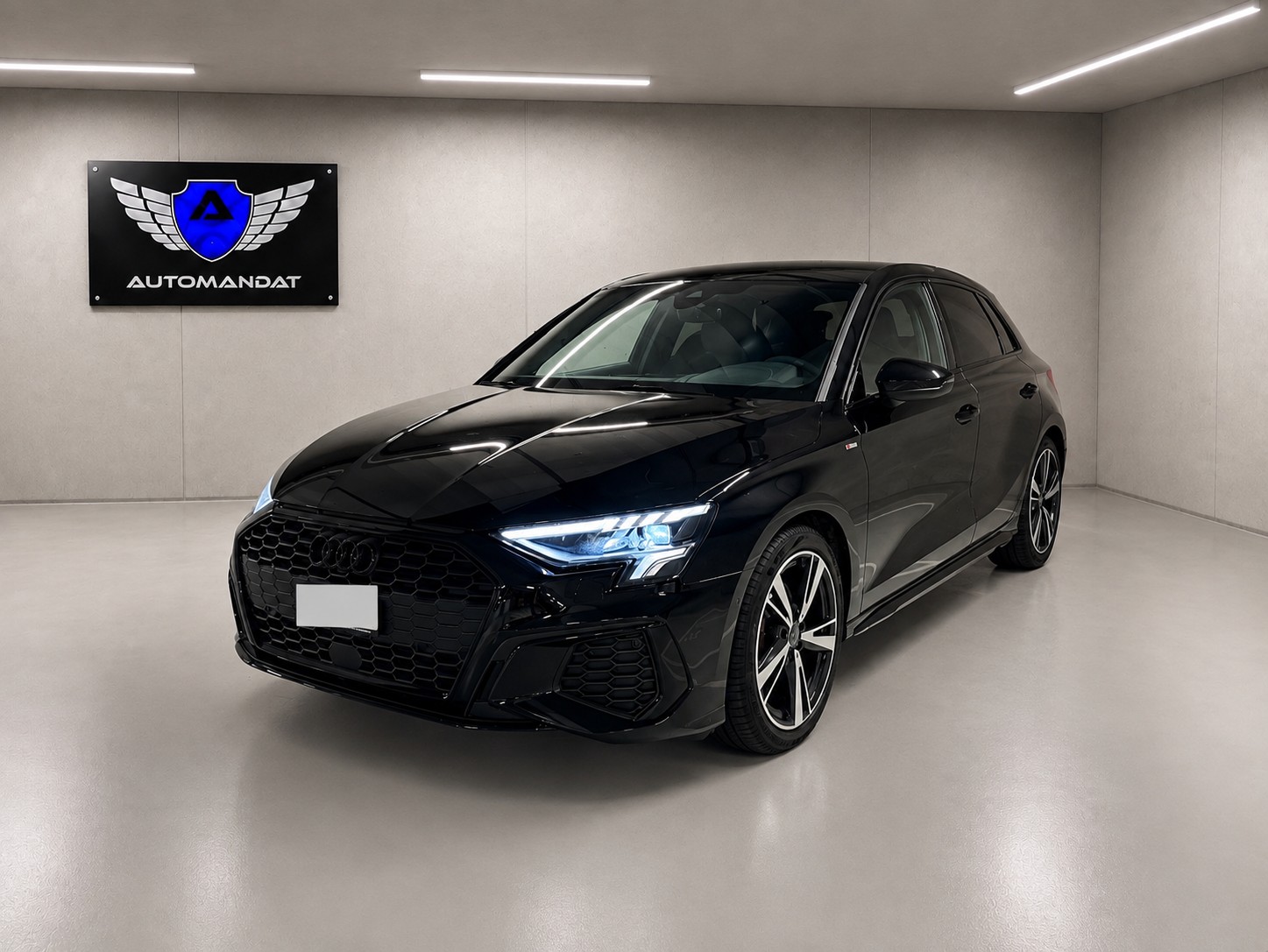 AUDI A3 Sportback 35 TFSI S line Attraction S-tronic-image-0