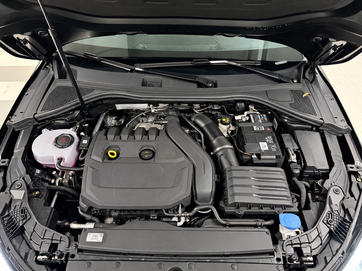 AUDI A3 Sportback 35 TFSI S line Attraction S-tronic-image-25