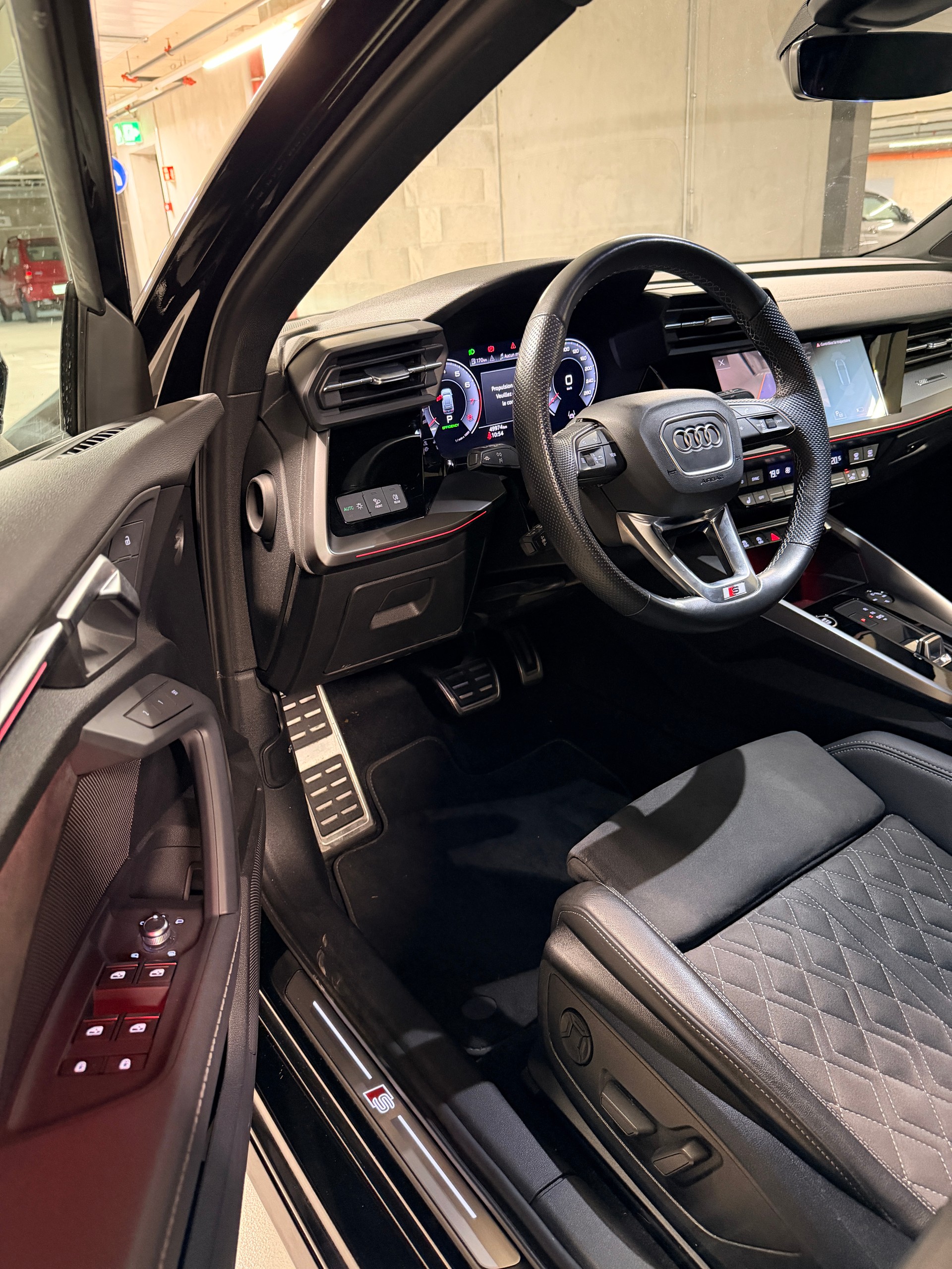 AUDI A3 Sportback 35 TFSI S line Attraction S-tronic-image-8