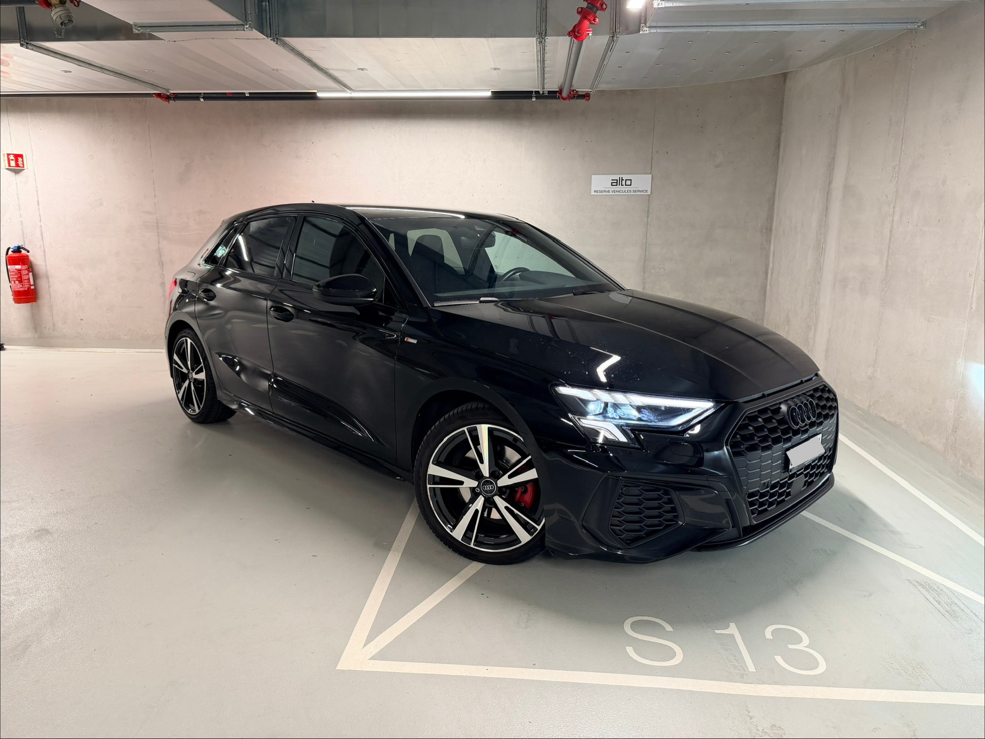 AUDI A3 Sportback 35 TFSI S line Attraction S-tronic-image-6