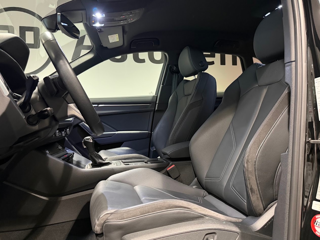 AUDI Q3 35 TDI S line Attraction quattro S-tronic-image-3