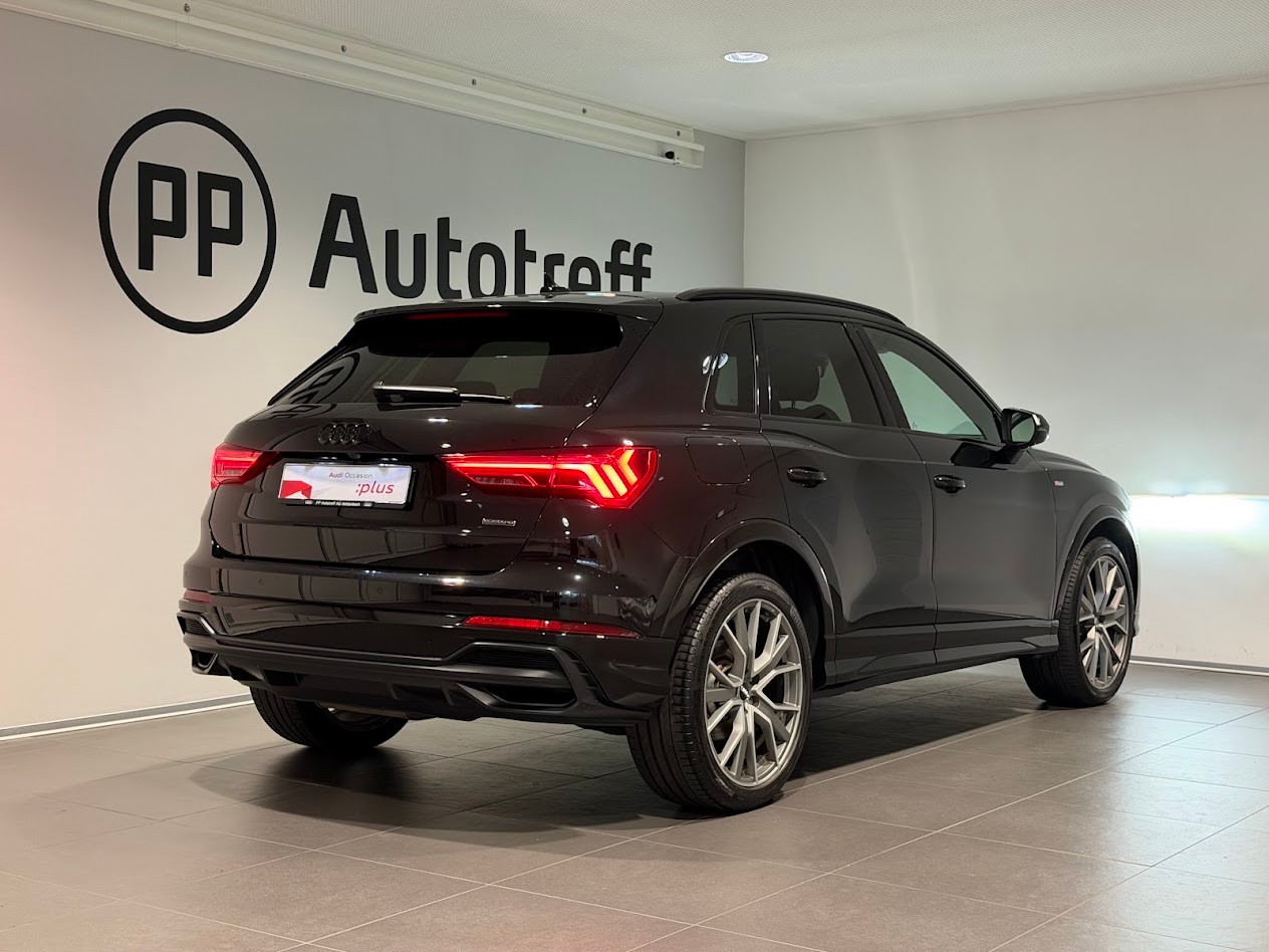 AUDI Q3 35 TDI S line Attraction quattro S-tronic-image-14