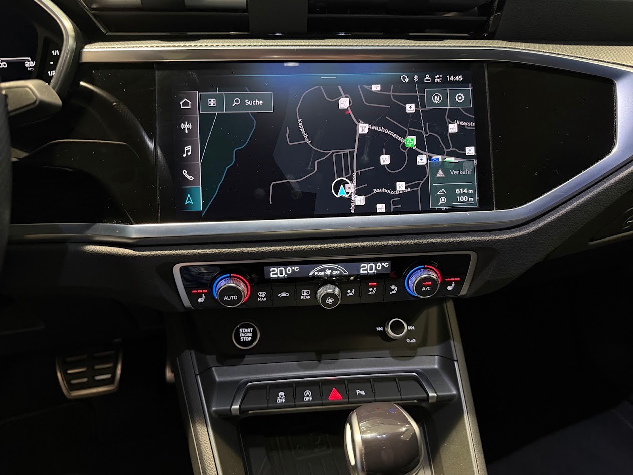 AUDI Q3 35 TDI S line Attraction quattro S-tronic-image-9