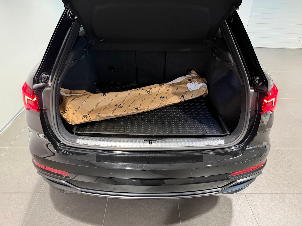 AUDI Q3 35 TDI S line Attraction quattro S-tronic-image-12