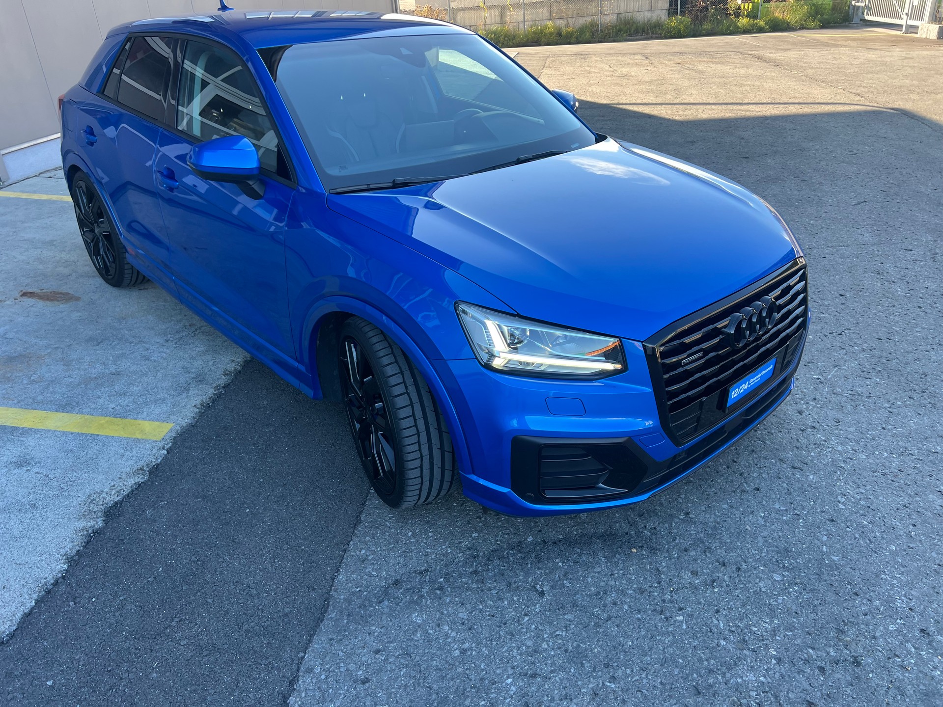 AUDI Q2 2.0 TDI sport 4x4 S-tronic** Navigation * Leder * Alu 19 " * frisch ab MFK * 12/24 Monate Garantie möglich **-image-5