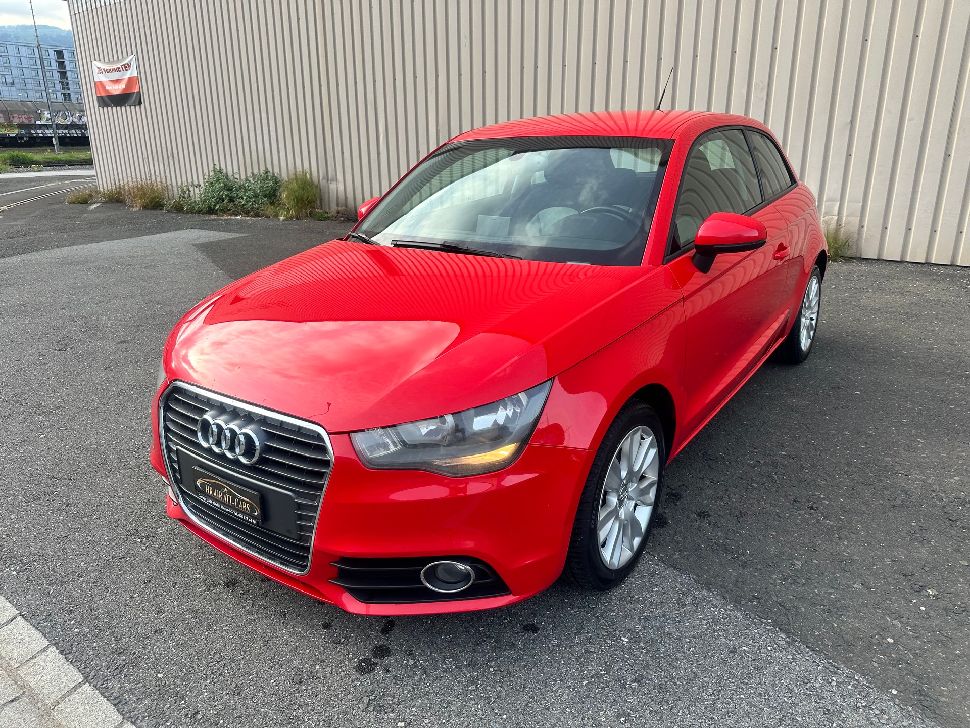 AUDI A1 1.4 TFSI Attraction S-tronic-image-2