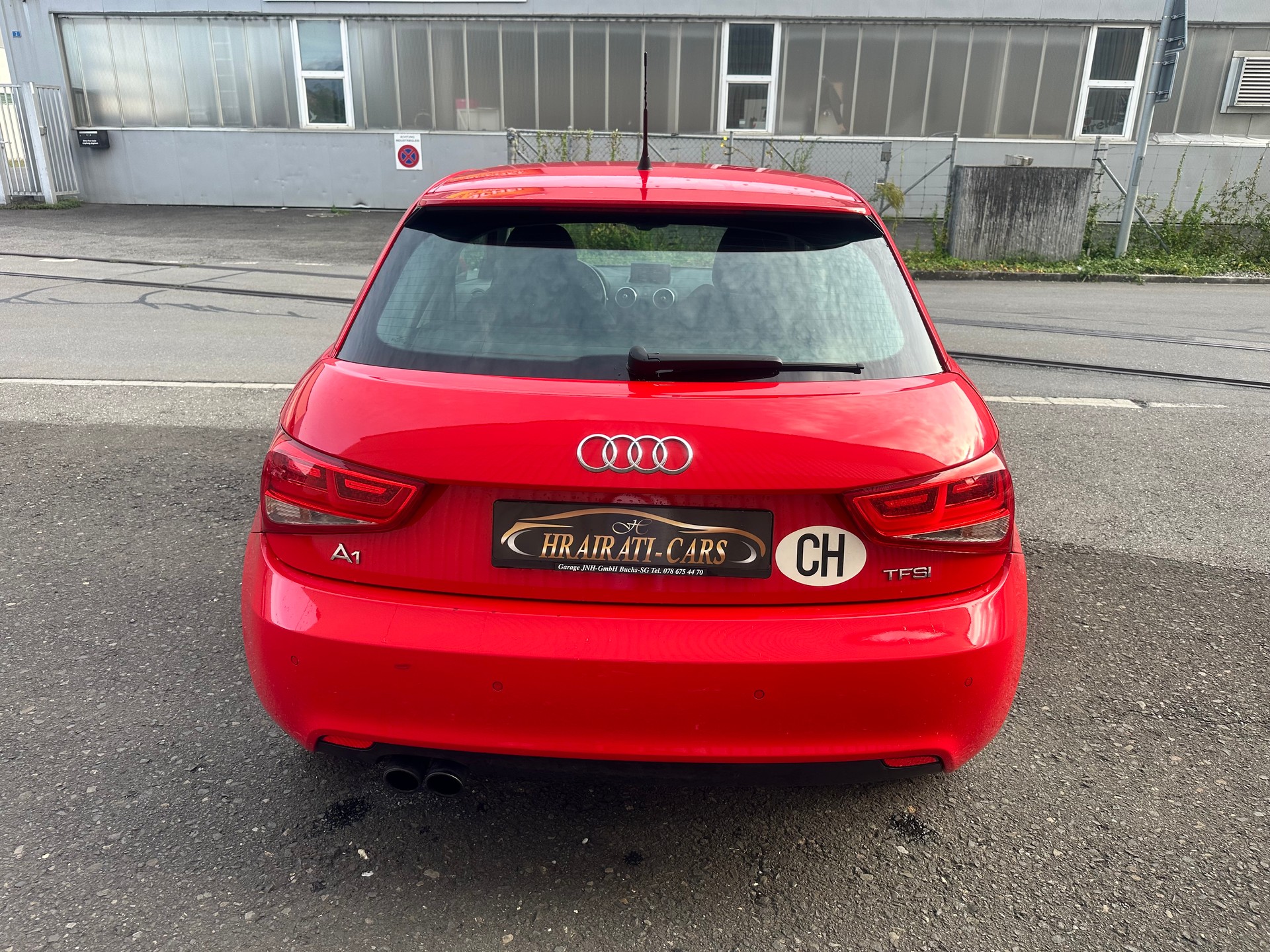 AUDI A1 1.4 TFSI Attraction S-tronic-image-6
