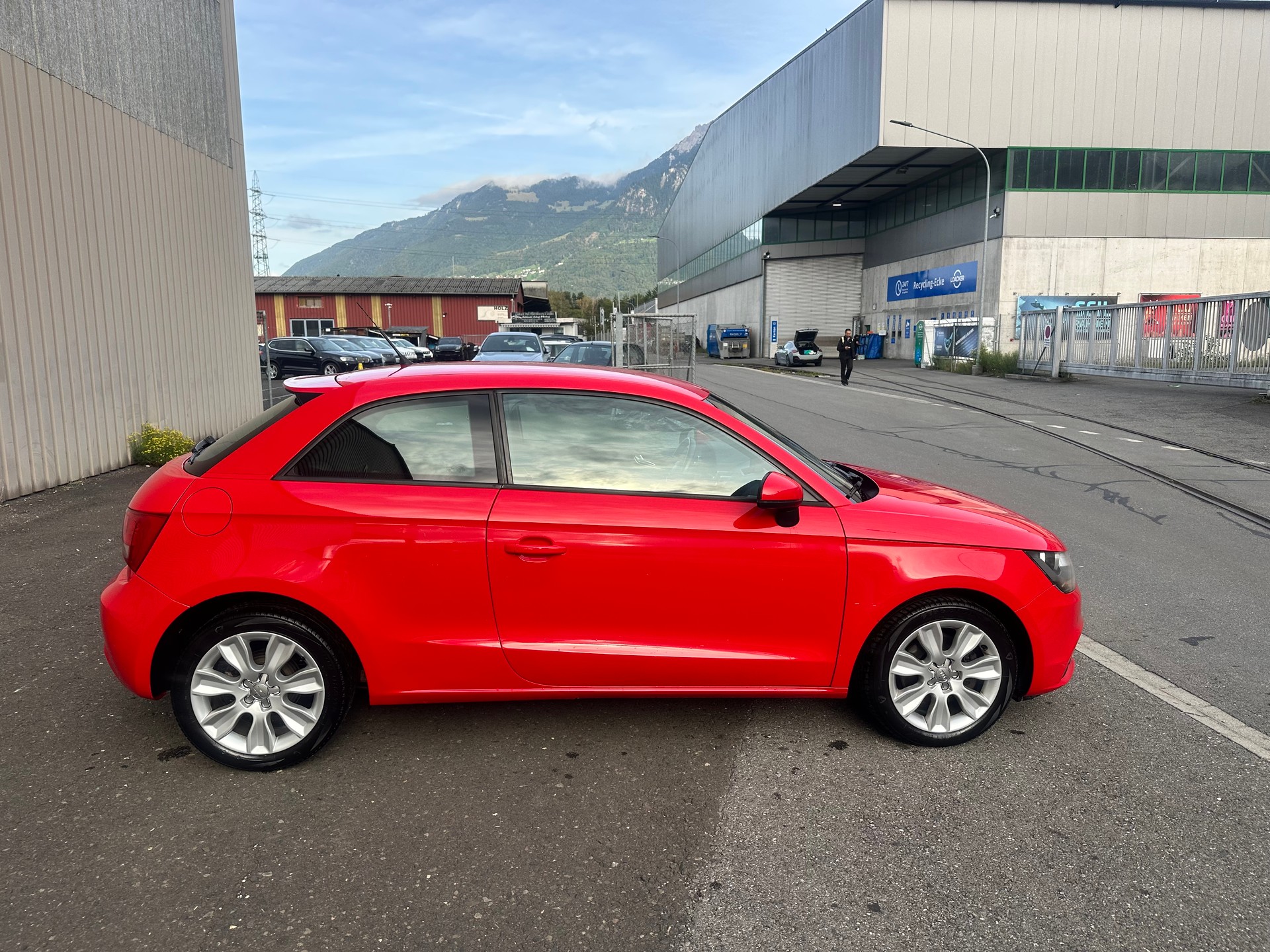 AUDI A1 1.4 TFSI Attraction S-tronic-image-9
