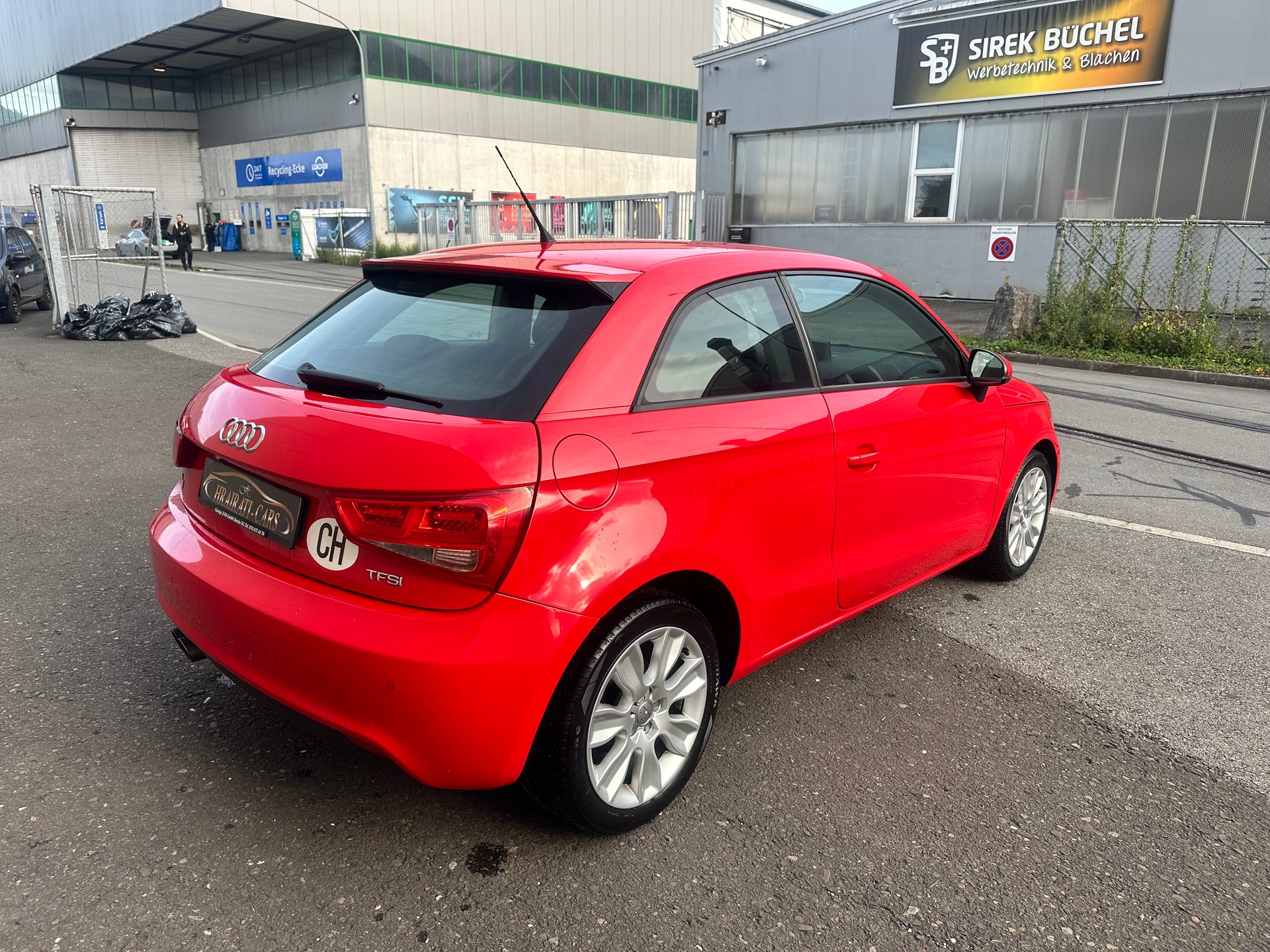 AUDI A1 1.4 TFSI Attraction S-tronic-image-8