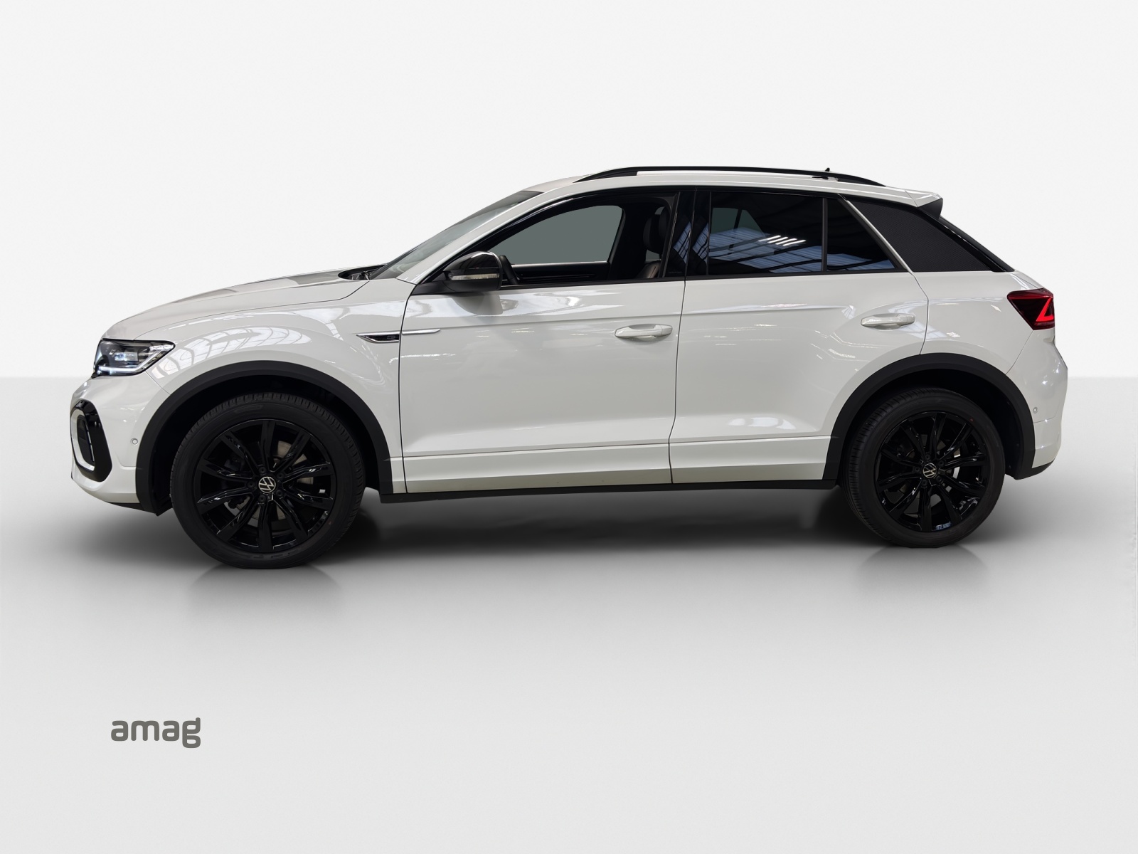 VW T-Roc 2.0 TSI R-Line DSG 4Motion-image-1