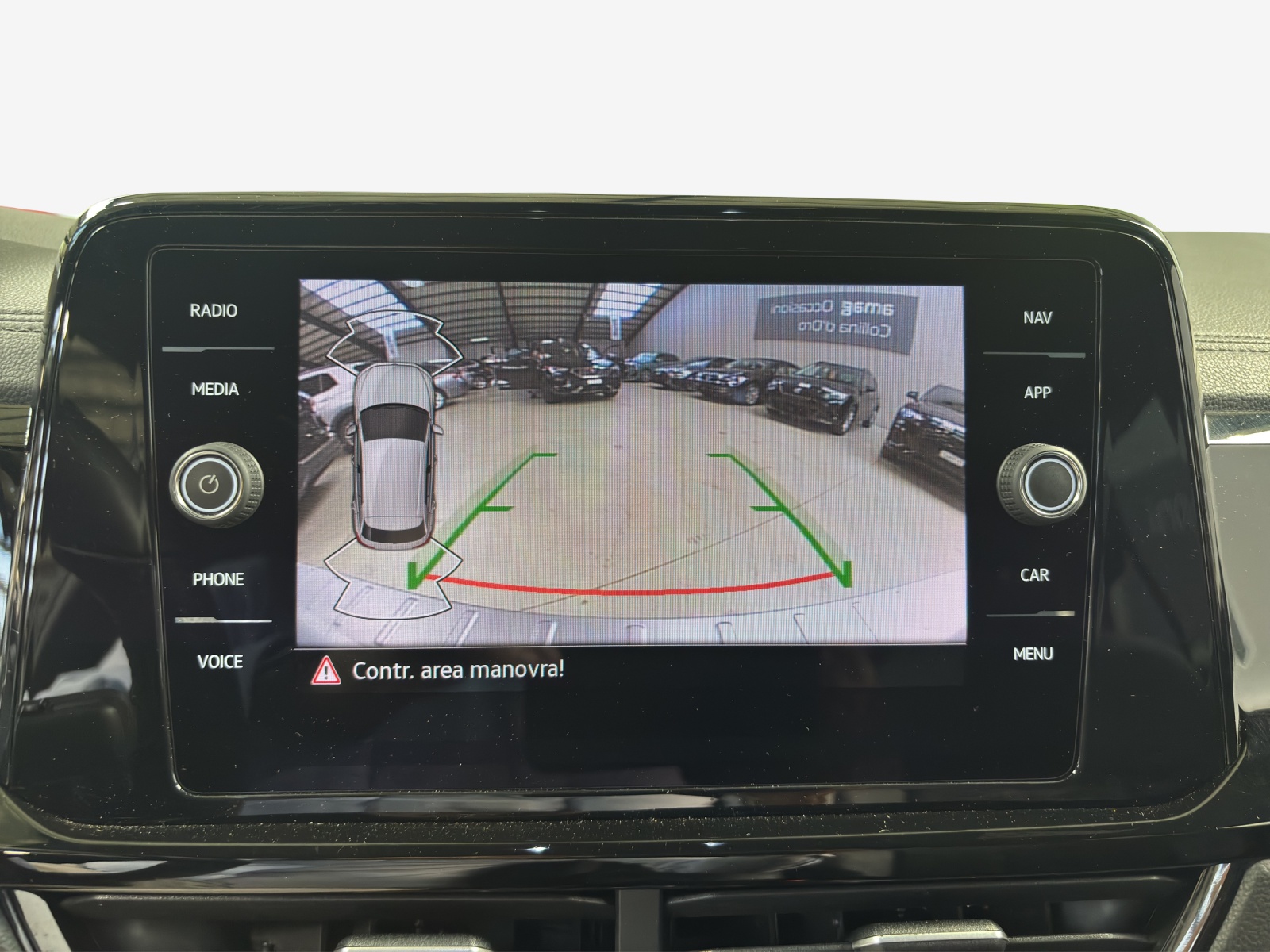 VW T-Roc 2.0 TSI R-Line DSG 4Motion-image-14