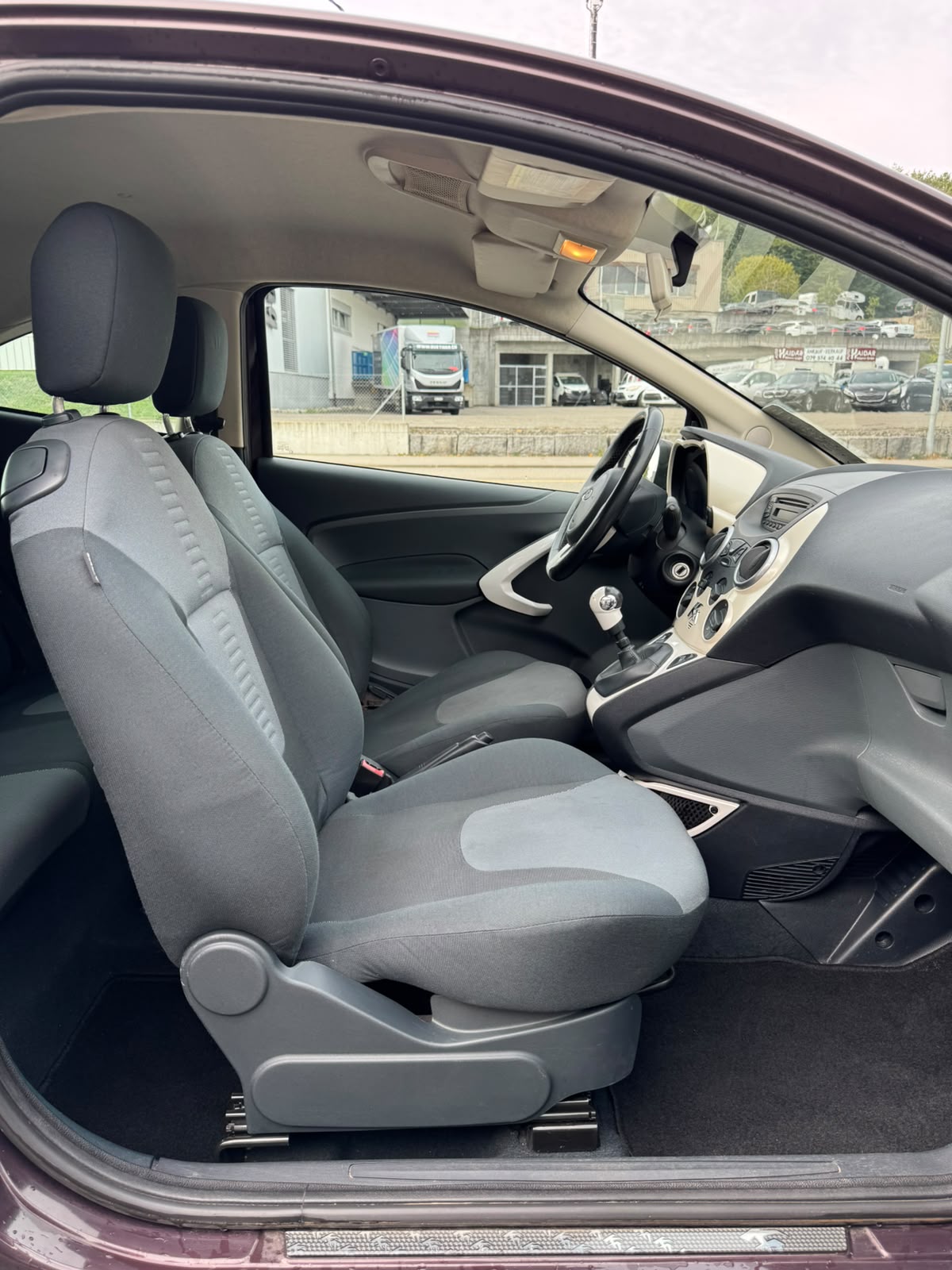 FORD KA 1.25 Ambiente-image-13