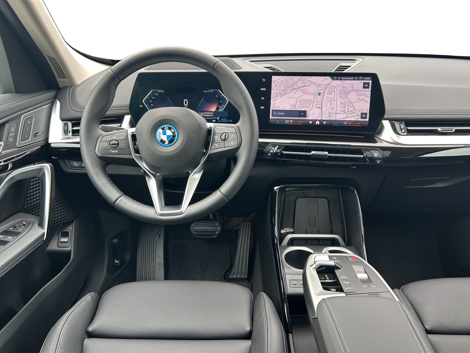 BMW X1 xDrive30e-image-12