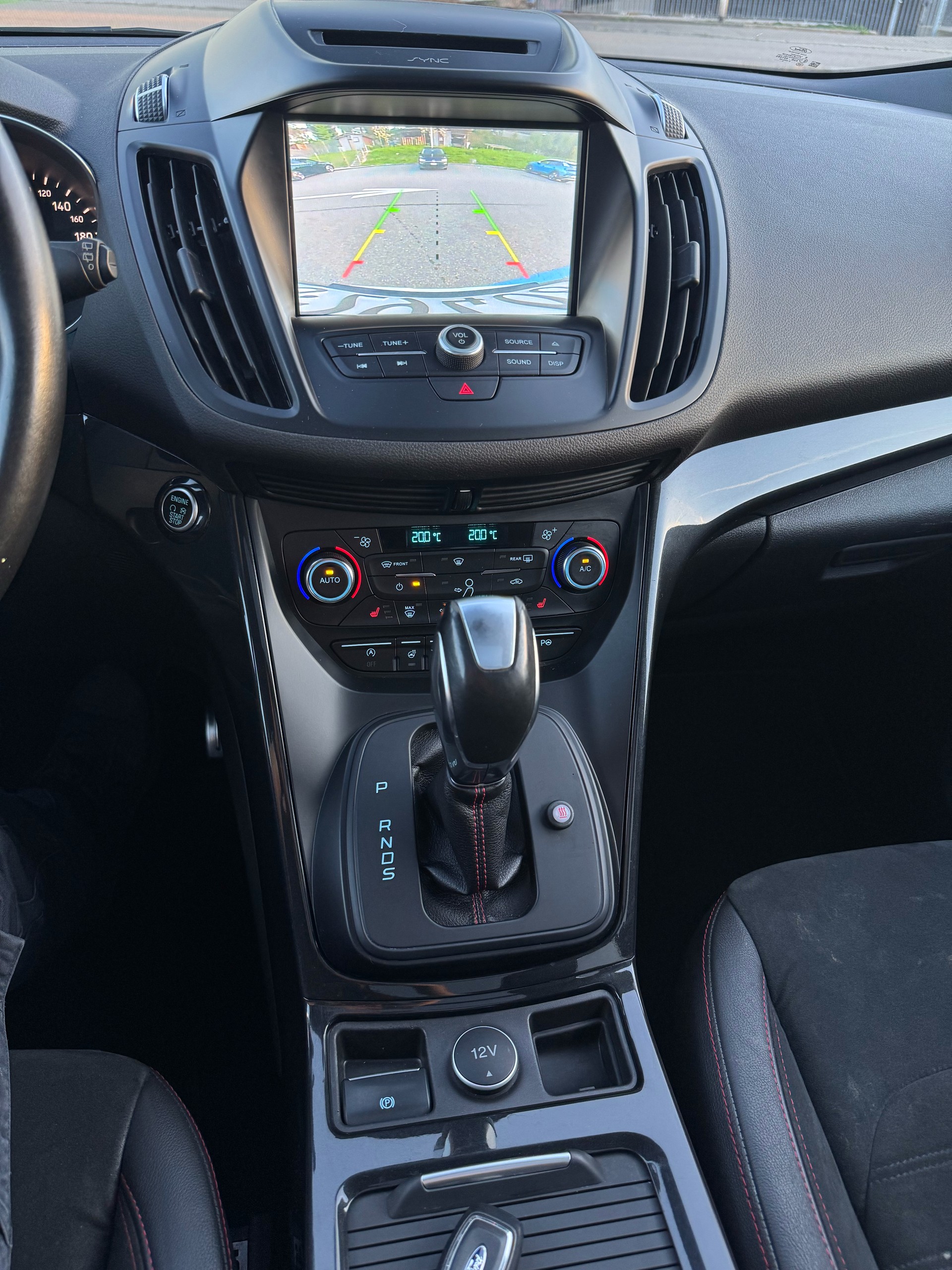 FORD Kuga 2.0 TDCi ST Line High 4WD PowerShift-image-3