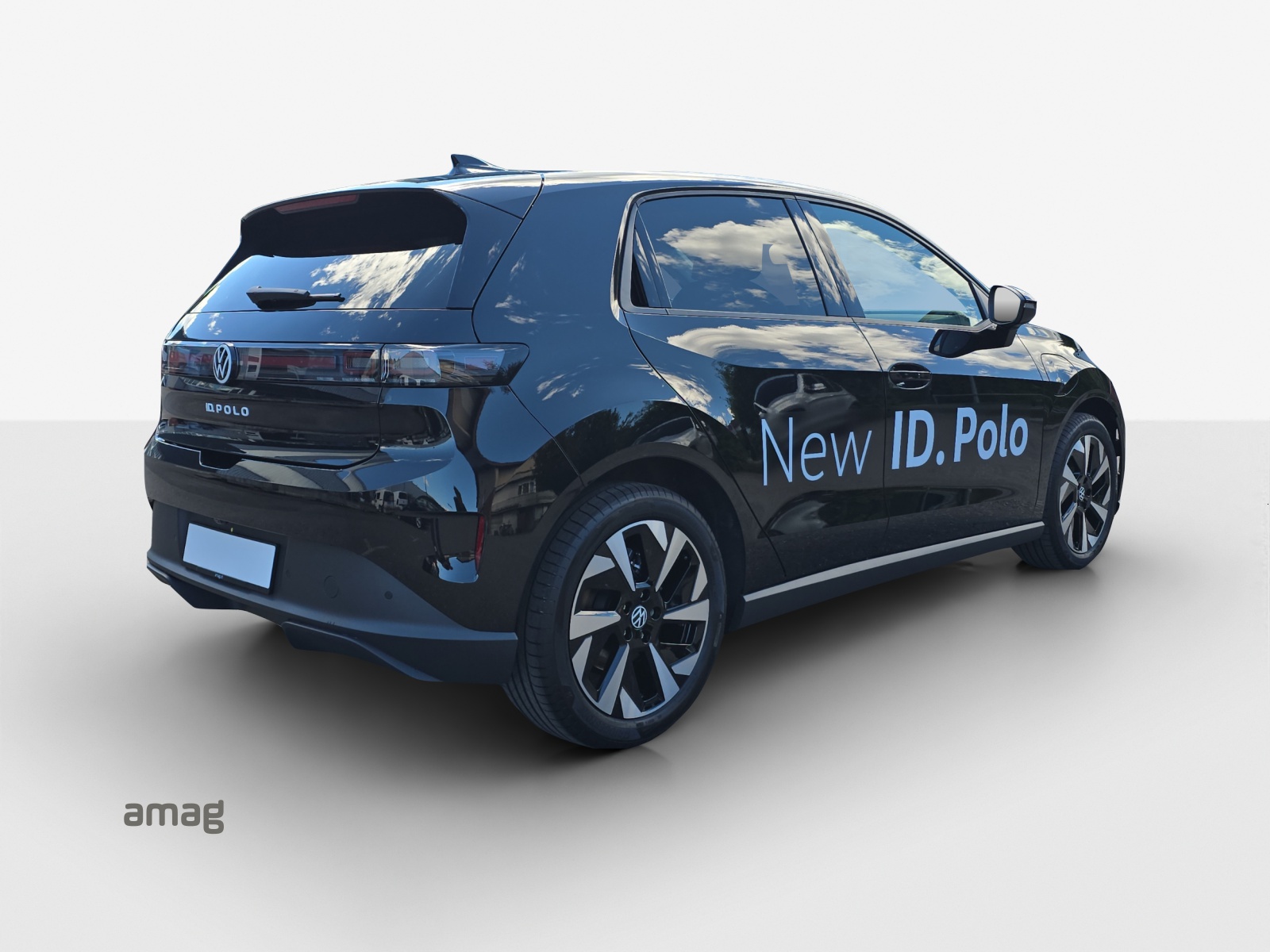 VW ID.Polo 52 kWh Life Edition One-image-4