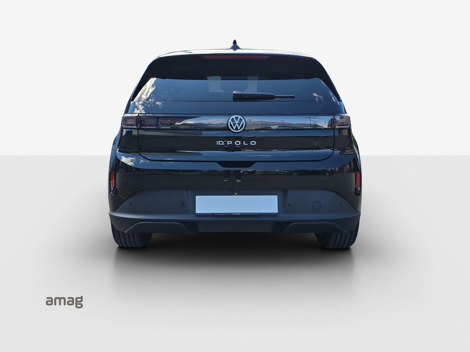 VW ID.Polo 52 kWh Life Edition One-image-3