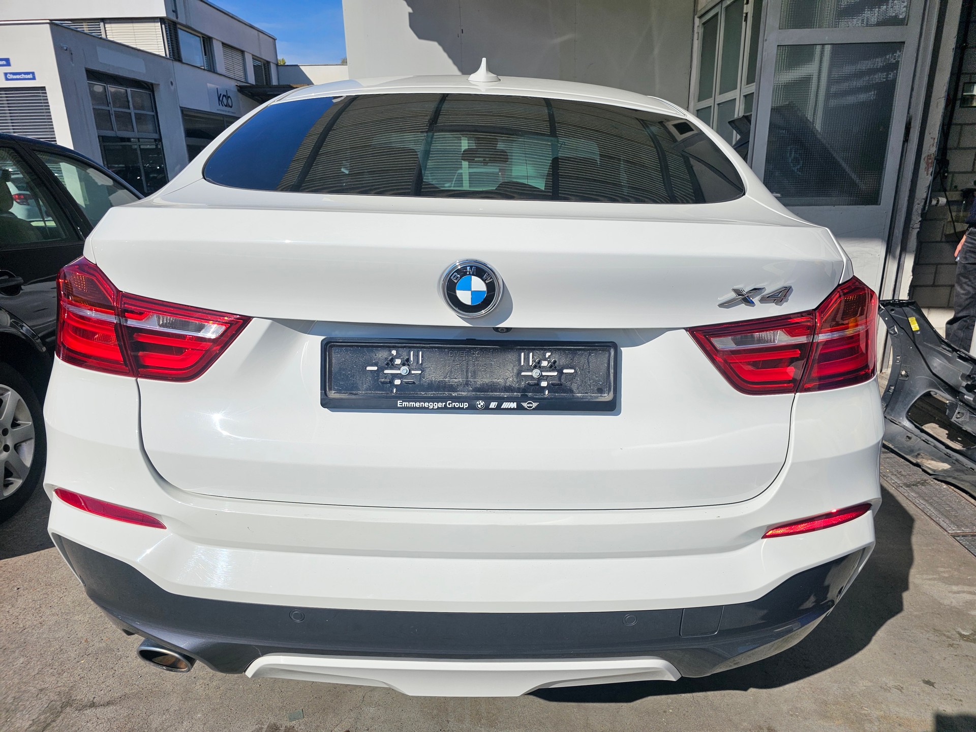 BMW X4 xDrive 20d M Sport Steptronic-image-4