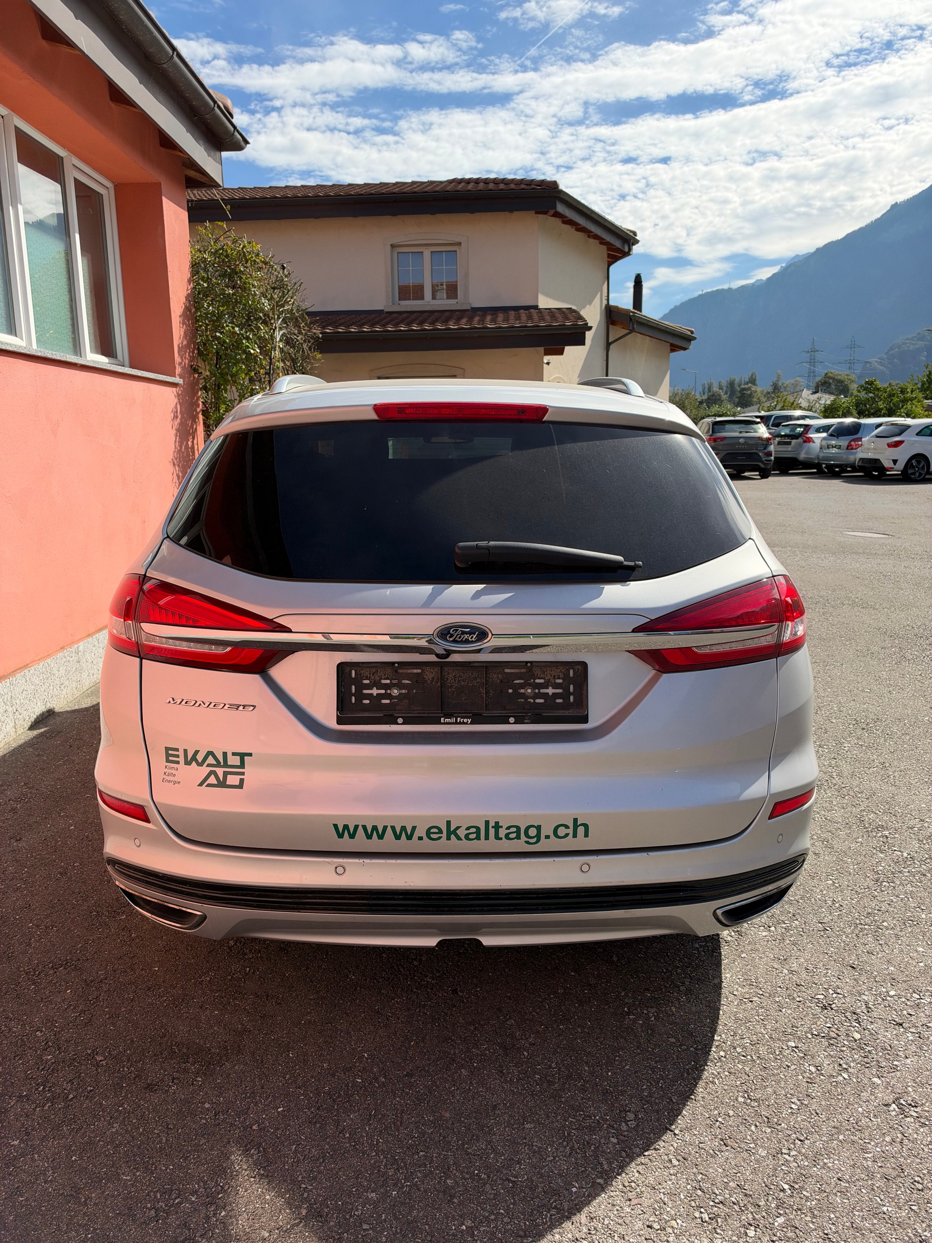 FORD Mondeo 2.0 TDCi Titanium Automatik-image-4