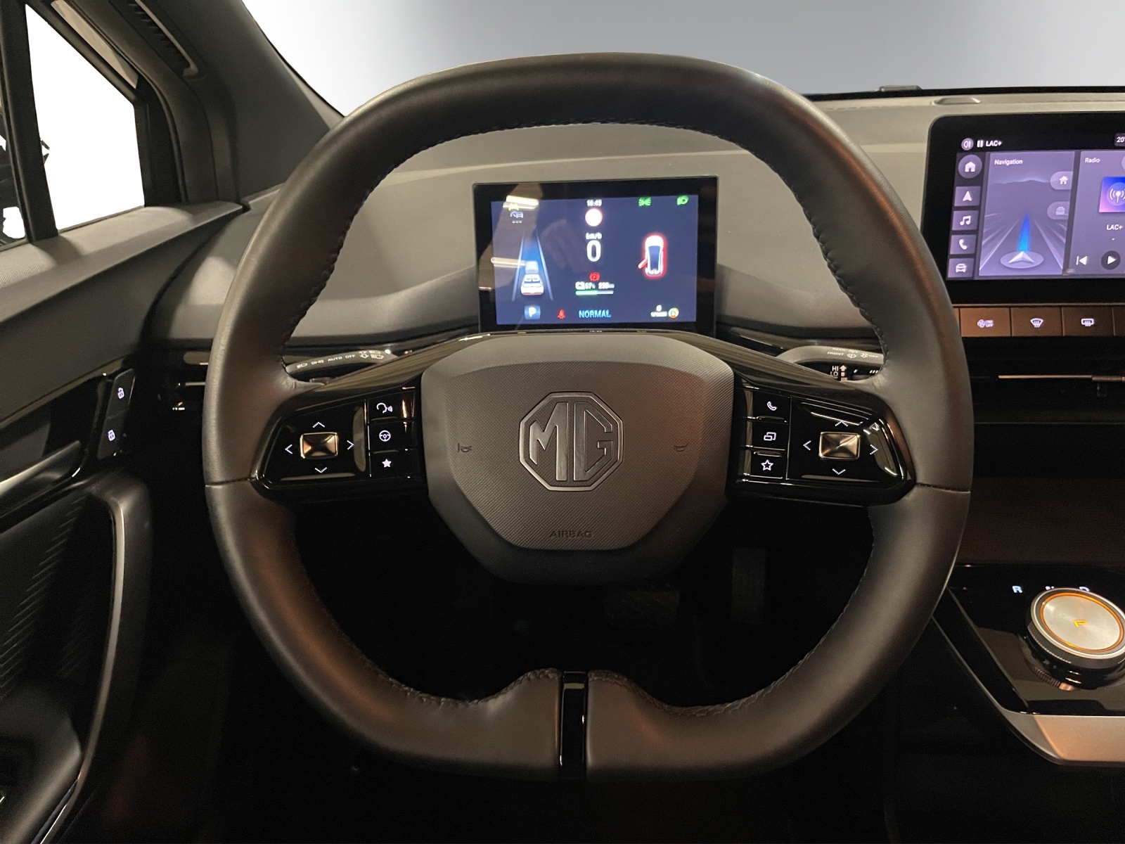 Image MG MG4 4 EV 64kWh Luxury