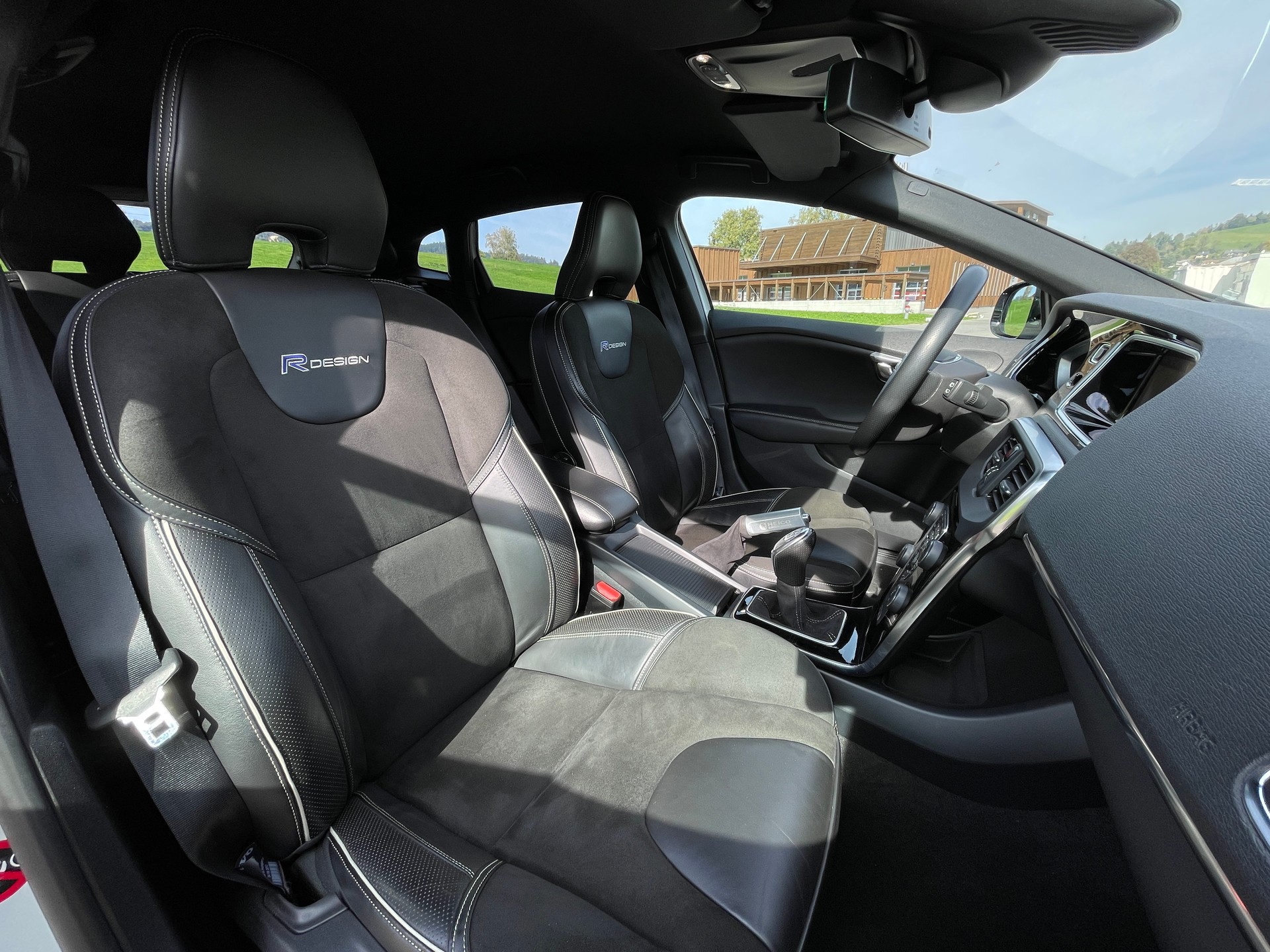 VOLVO V40 Sport200-image-5