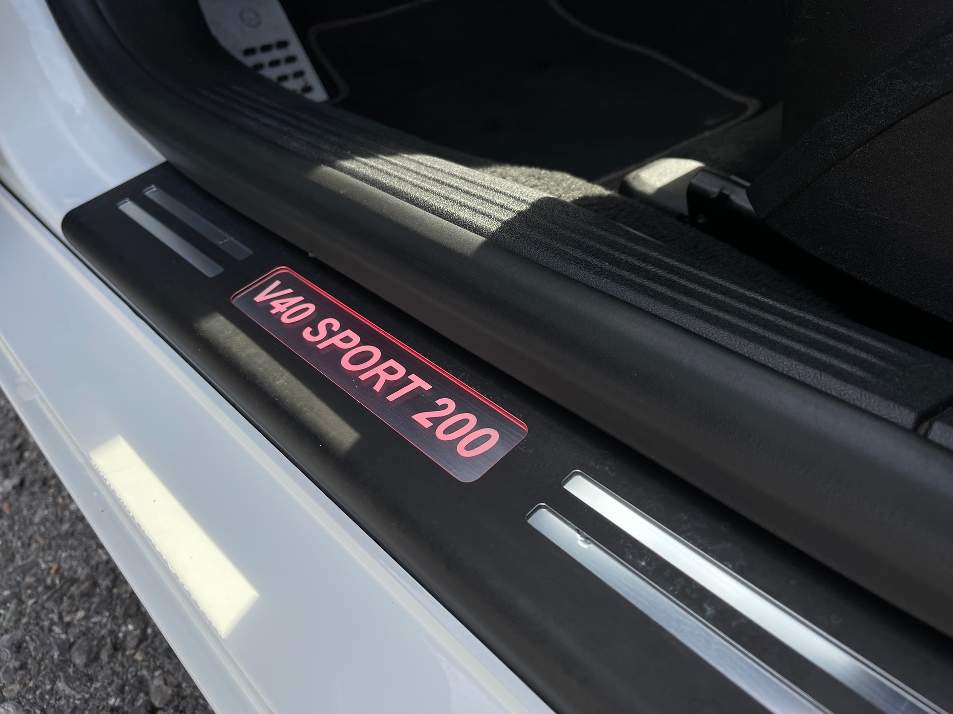VOLVO V40 Sport200-image-12