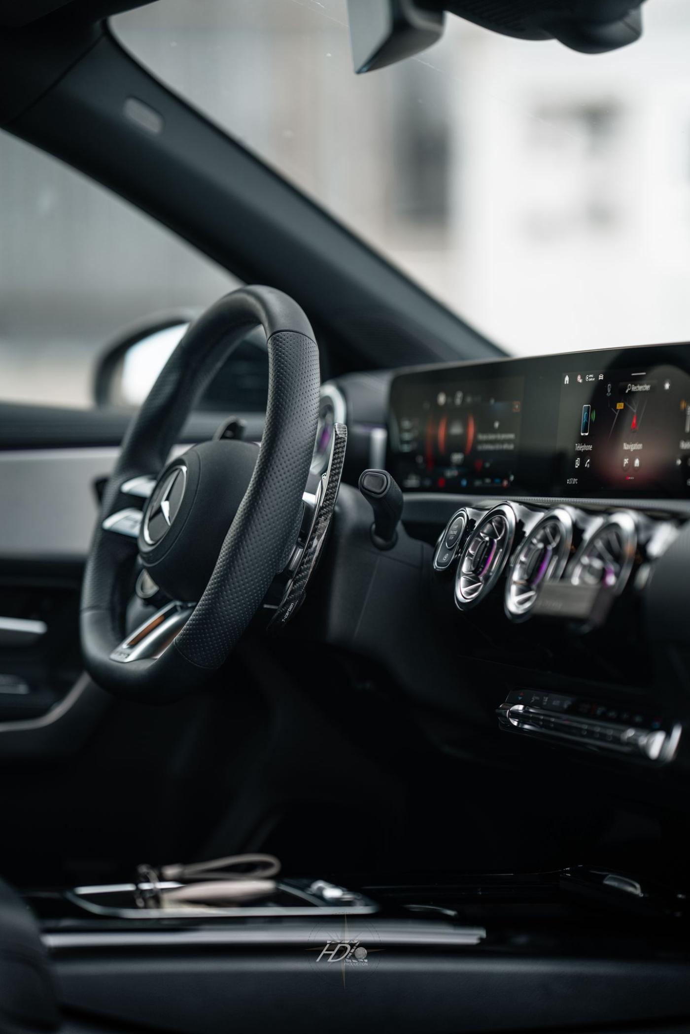 MERCEDES-BENZ A AMG 35 4Matic 8G-DCT-image-9
