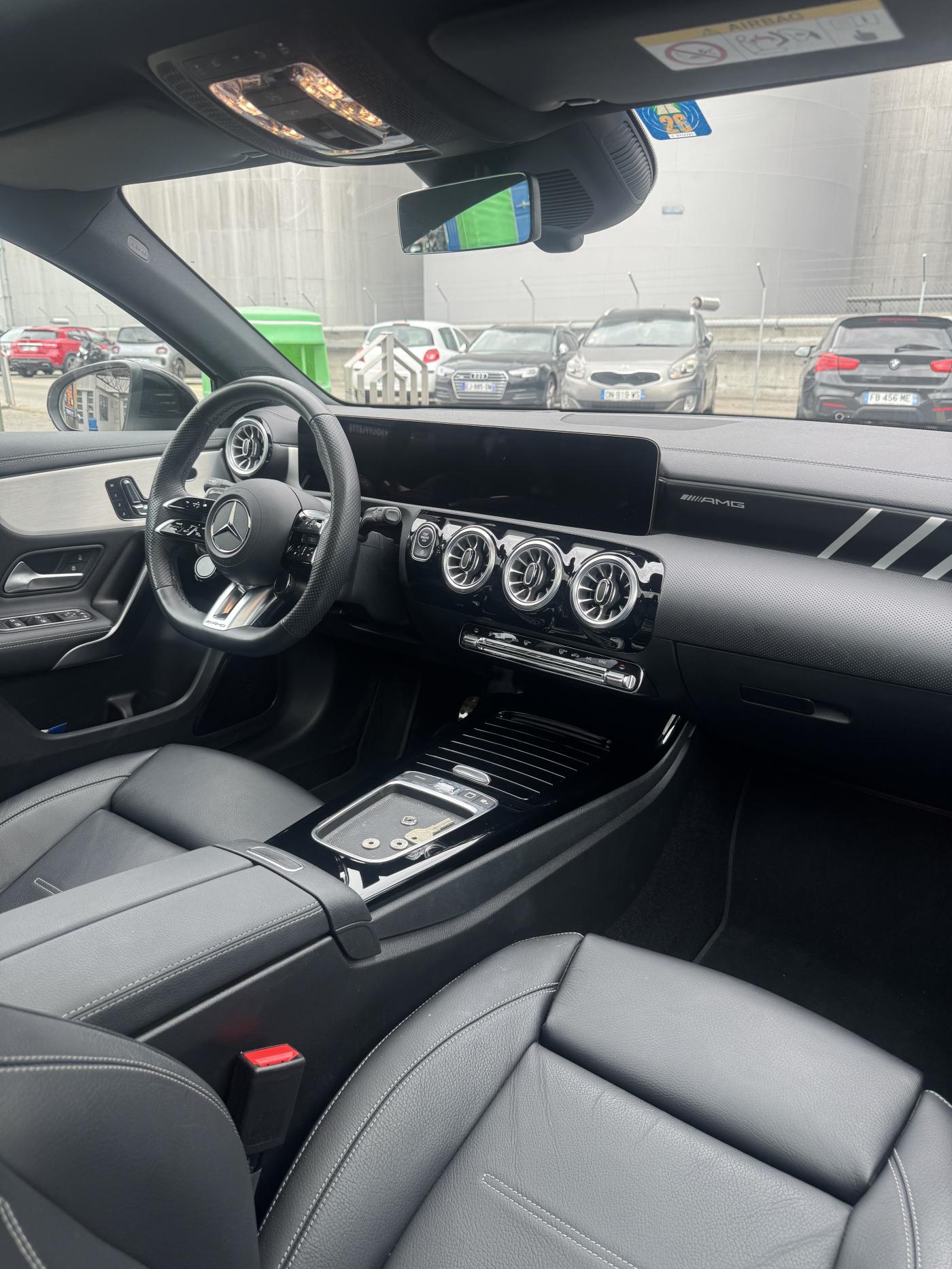 MERCEDES-BENZ A AMG 35 4Matic 8G-DCT-image-8
